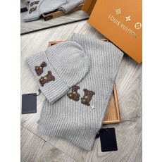 LV 루이비통 울 혼방 모자 & 목도리 세트