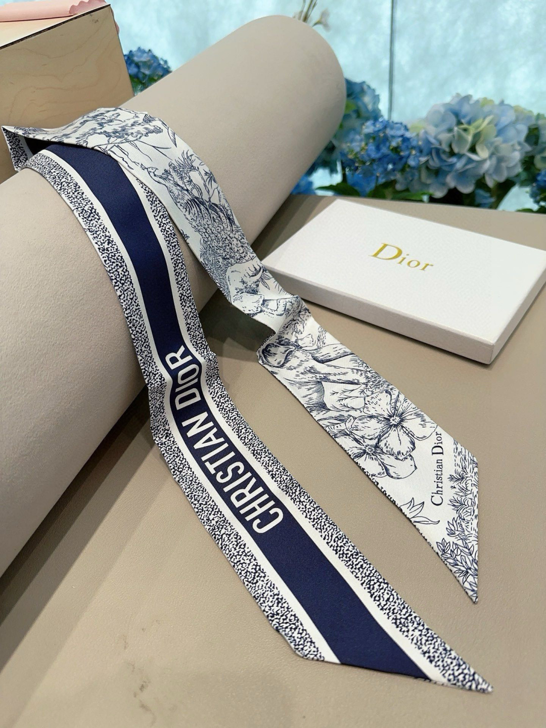 Dior CD 디올 더블 레이어 트윌리 스카프