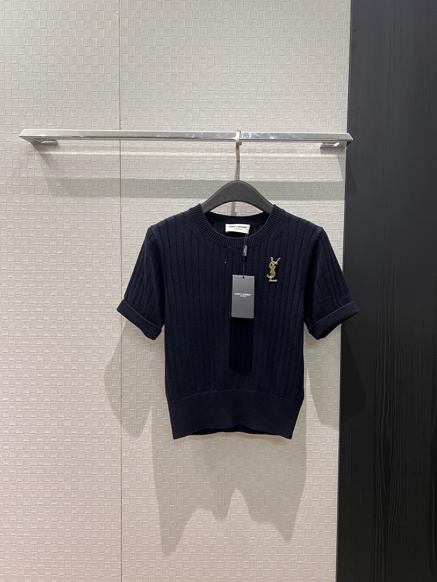 YSL 생로랑 브로치 골지 반팔 니트 의류