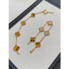 Van Cleef & Arpels 반클리프 앤 아펠(VCA) 타이거즈 아이 5모티프 알함브라 팔찌