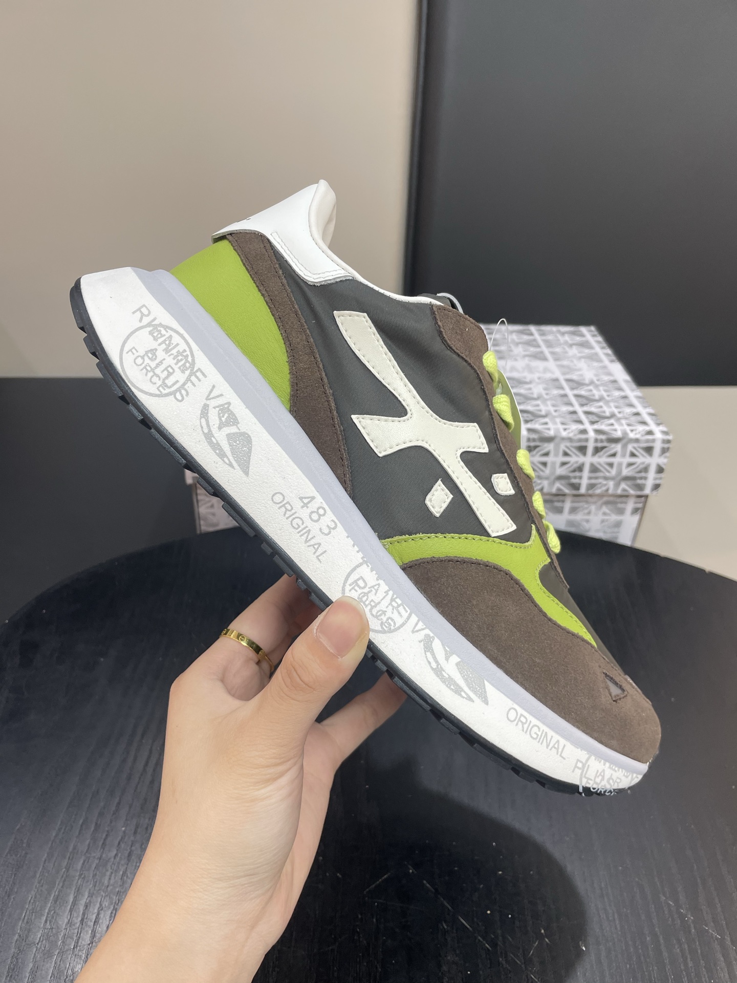 프레미아타(PREMIATA) 프리미엄 믹스 레더 스니커즈 신발