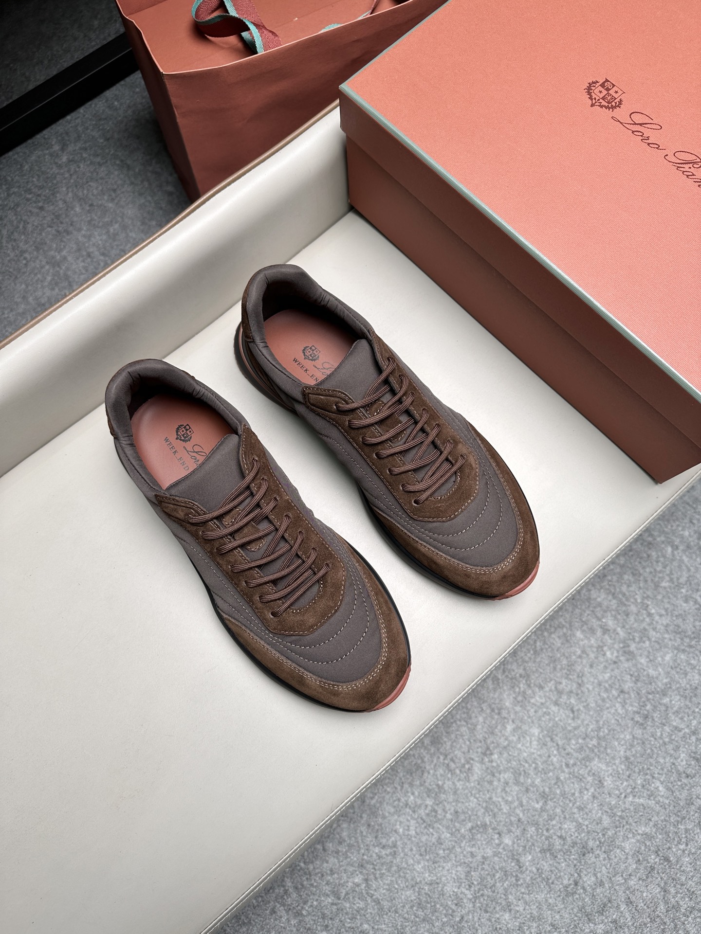 Loro Piana 로로피아나(LP) 스웨이드 캔버스 믹스 남성화 스니커즈 신발