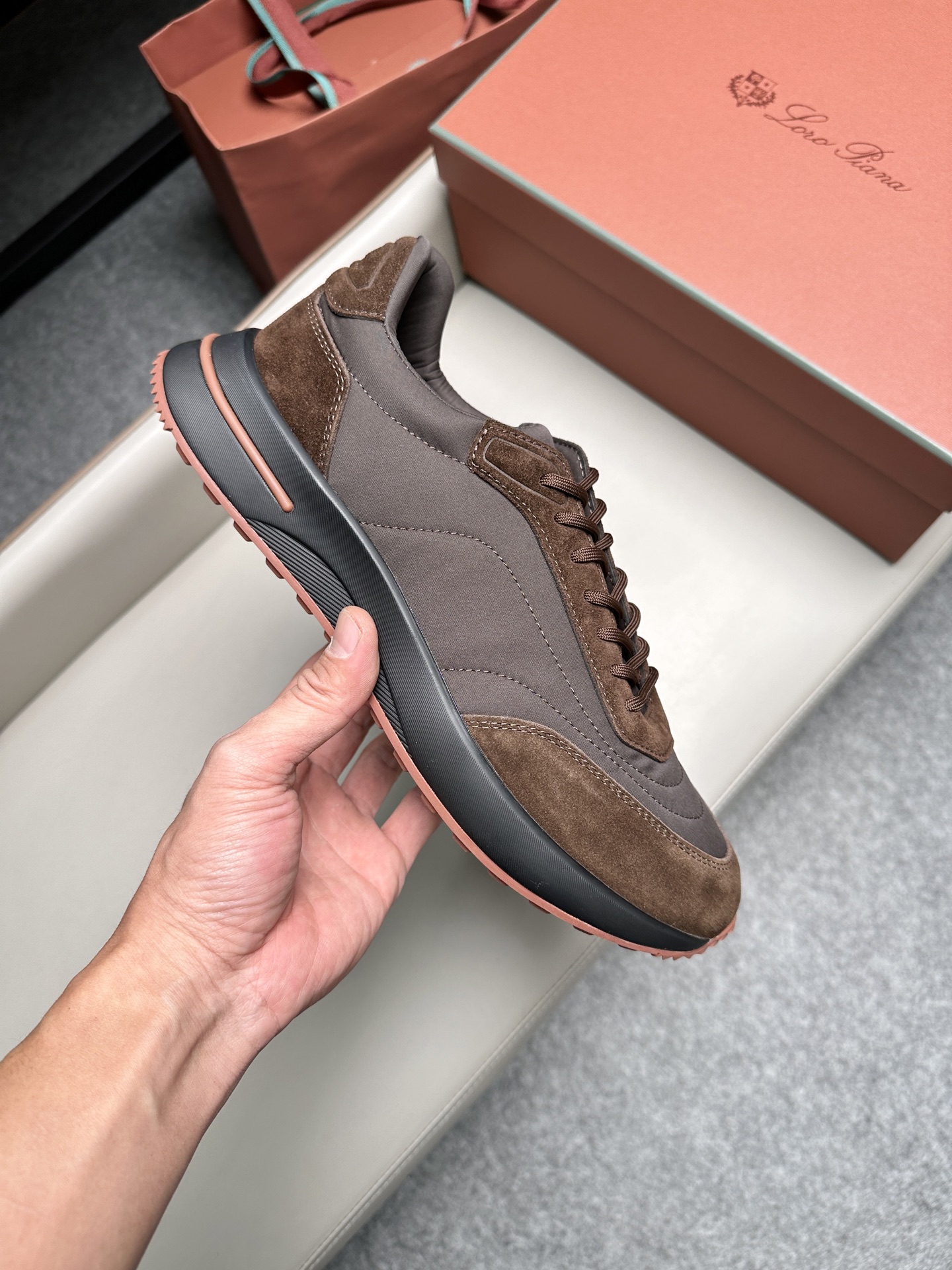 Loro Piana 로로피아나(LP) 스웨이드 캔버스 믹스 남성화 스니커즈 신발