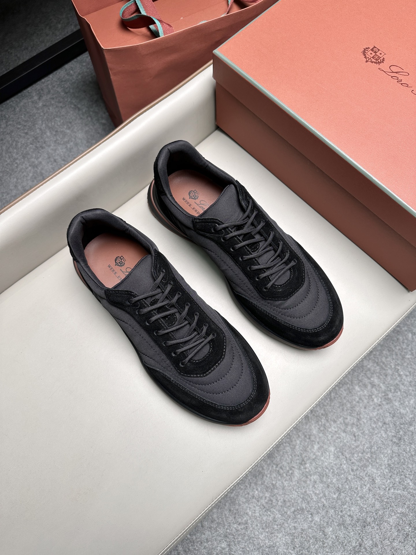 Loro Piana 로로피아나(LP) 스웨이드 캔버스 믹스 남성화 스니커즈 신발