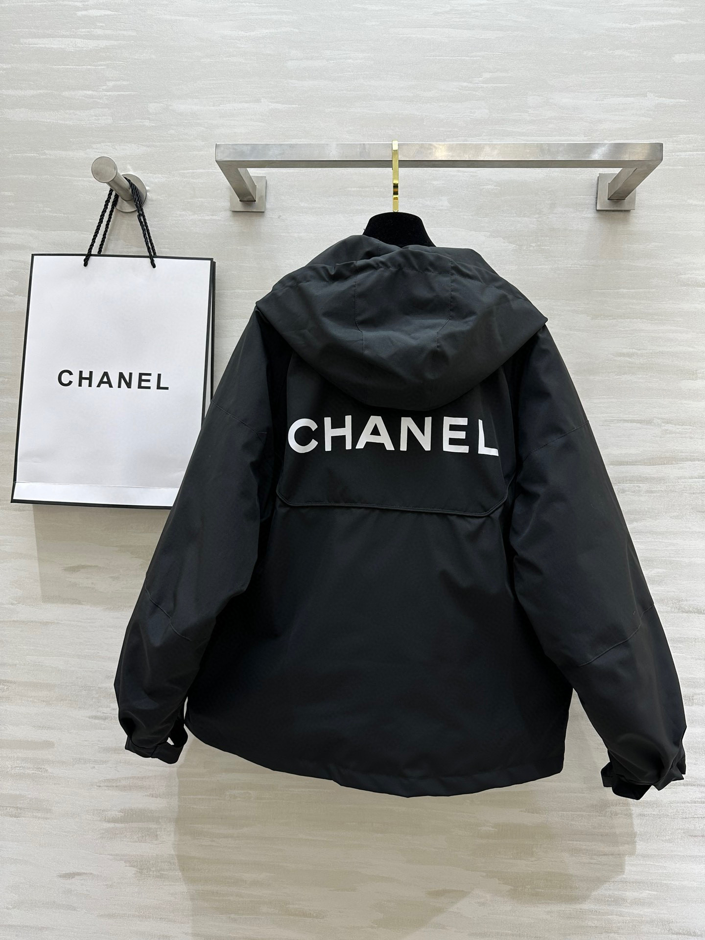 샤넬(CHANEL) 빈티지 로고 후드 패딩 아우터 자켓 재킷 의류
