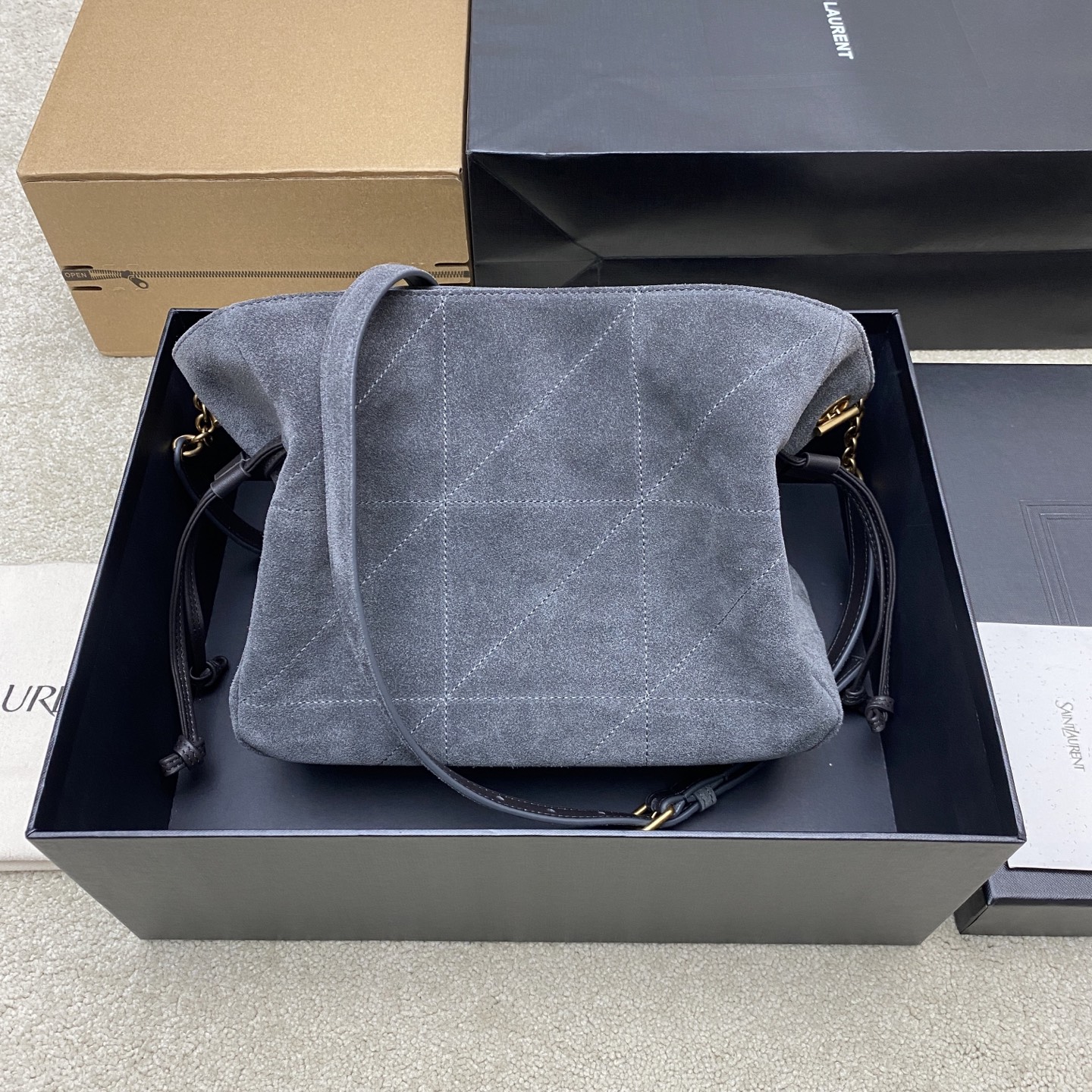 생로랑(YSL) 제이미 Jamie 4.3 시티 그레이 스웨이드 미니 토트백 숄더백 가방