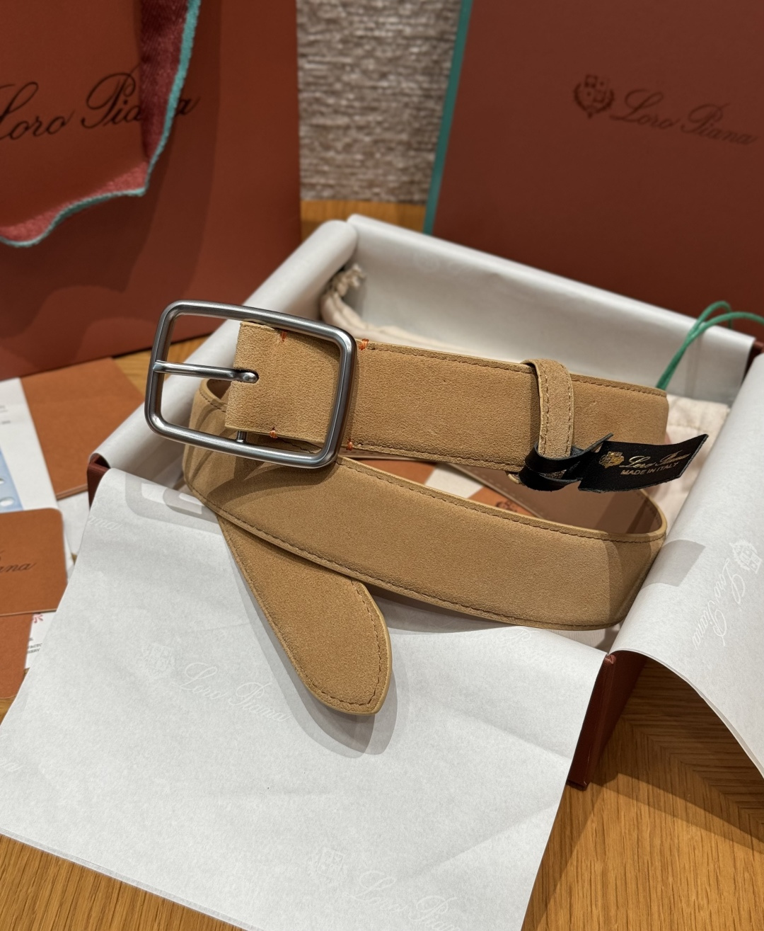 로로 피아나(Loro Piana) LP 벌룬 남성 스웨이드 벨트