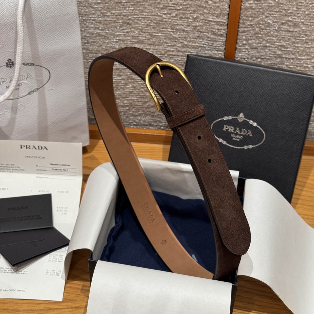 프라다(Prada) 스웨이드 벨트