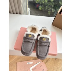 미우미우(miumiu) 플랫폼 양털 로퍼 신발