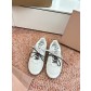 미우미우(miumiu) 런웨이 스니커즈 신발