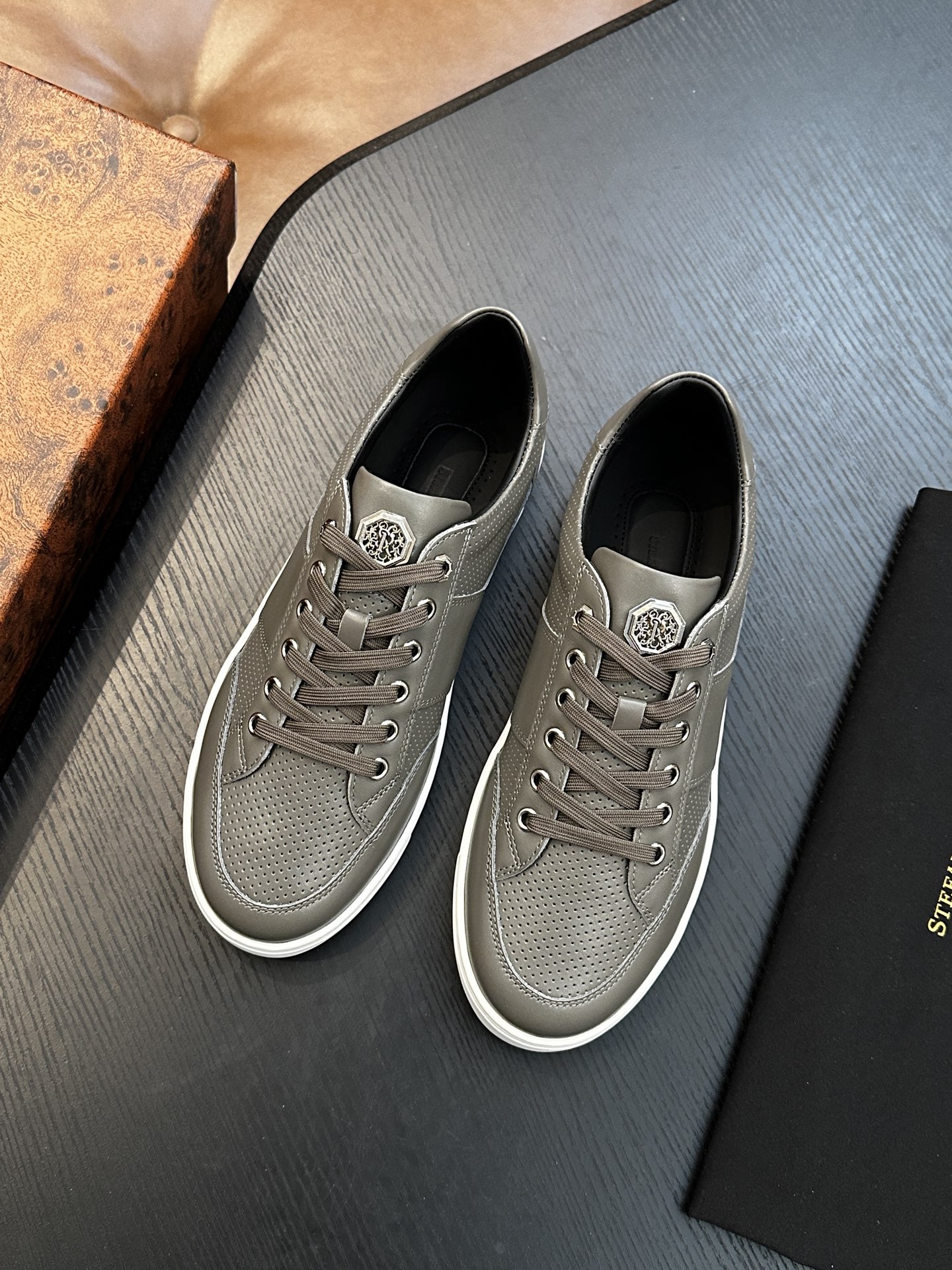 스테파노 리치(Stefano Ricci) 하이엔드 레트로 스니커즈 신발