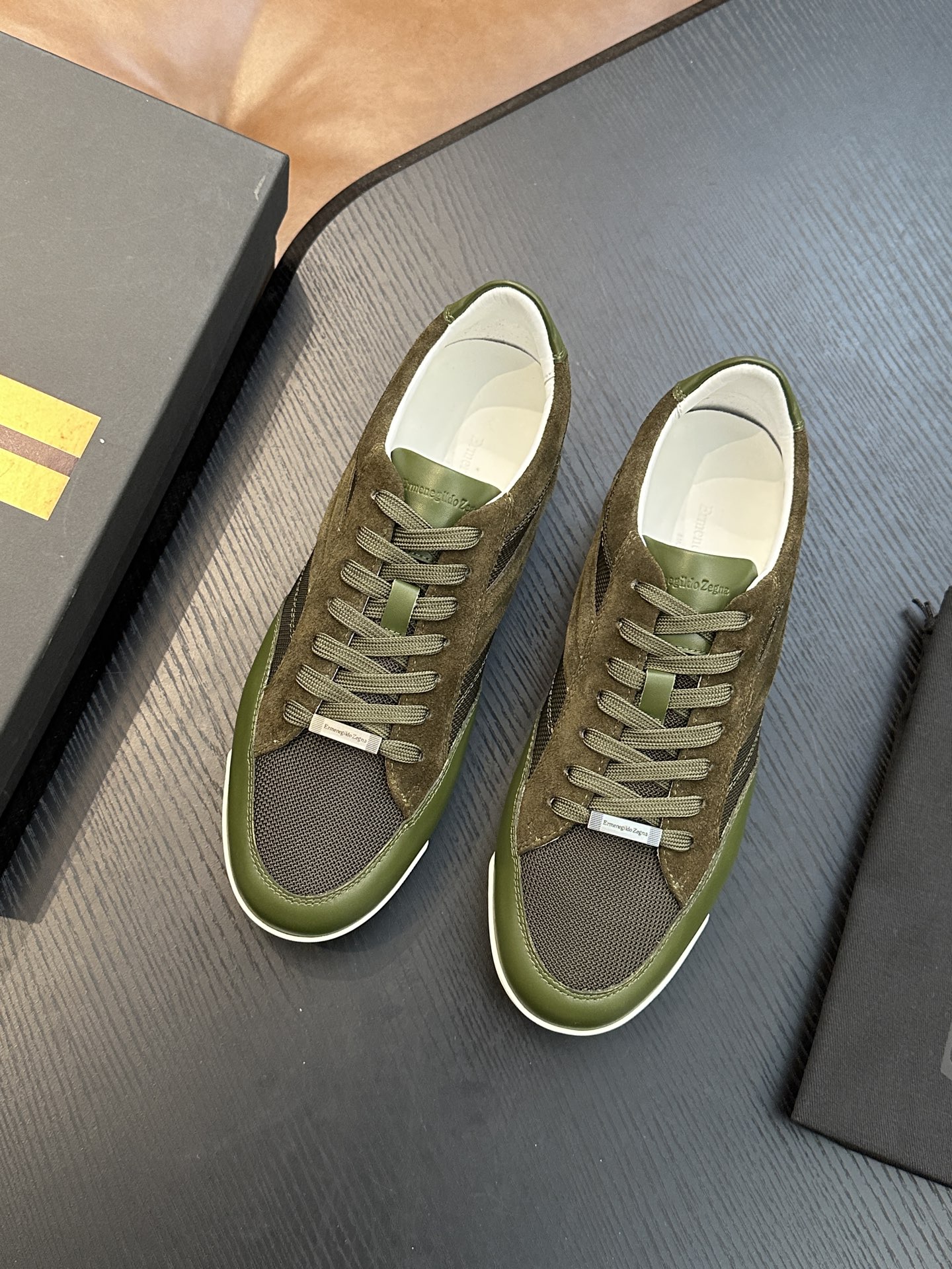 제냐(Zegna) 트리플 스티치 몬테(Monte) 런웨이 스니커즈 신발