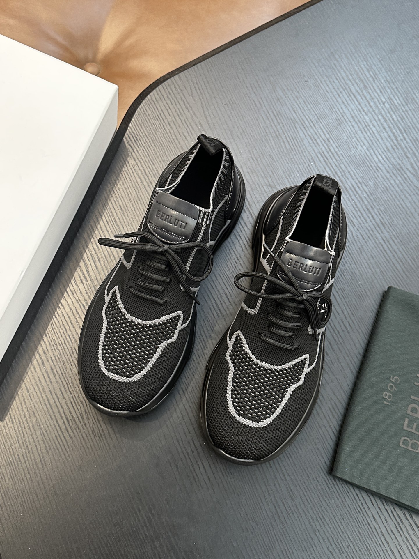 벨루티(Berluti) 섀도우(Shadow) 니트 스니커즈 신발