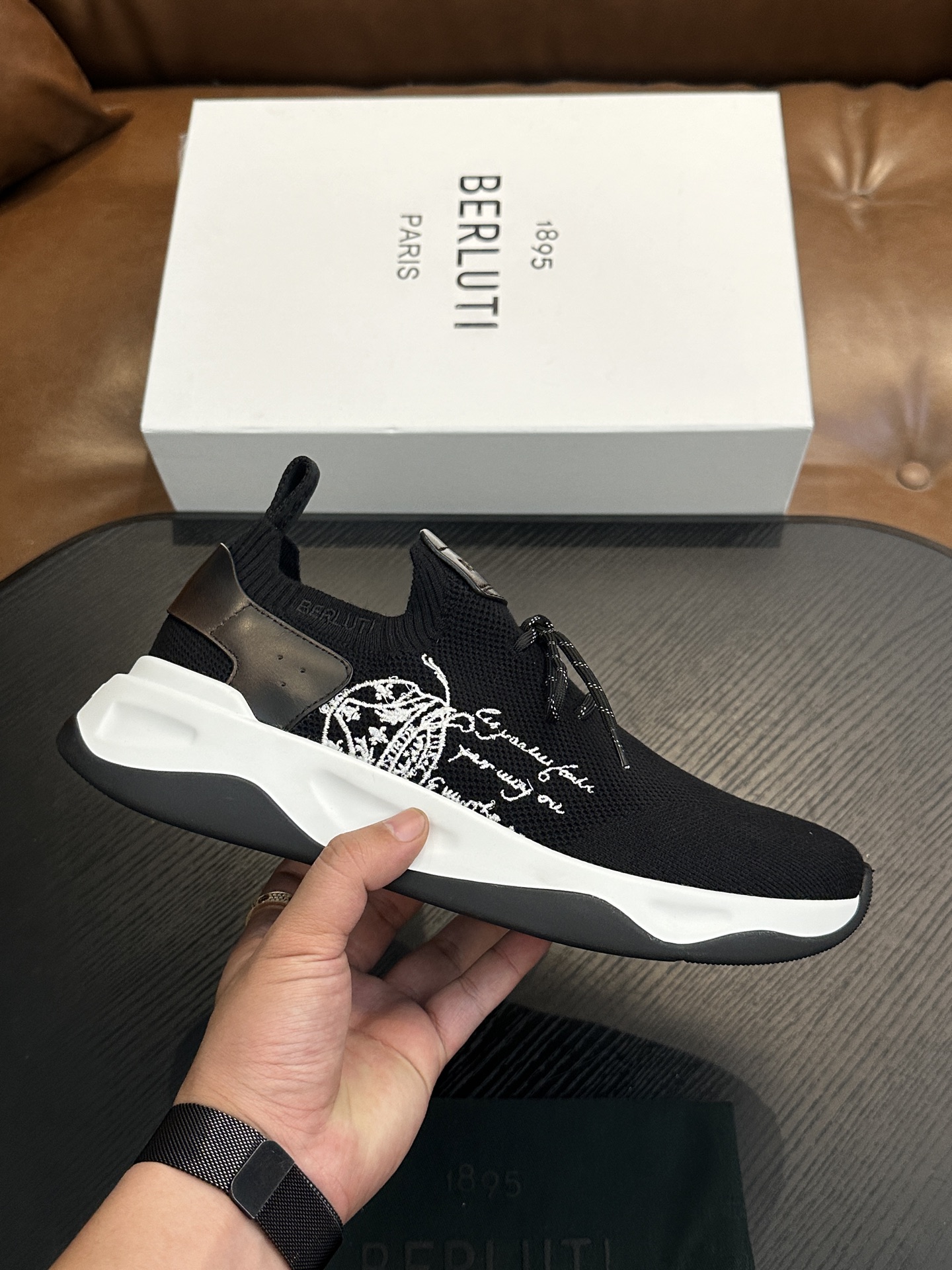 벨루티(Berluti) Shadow 니트 스니커즈 신발