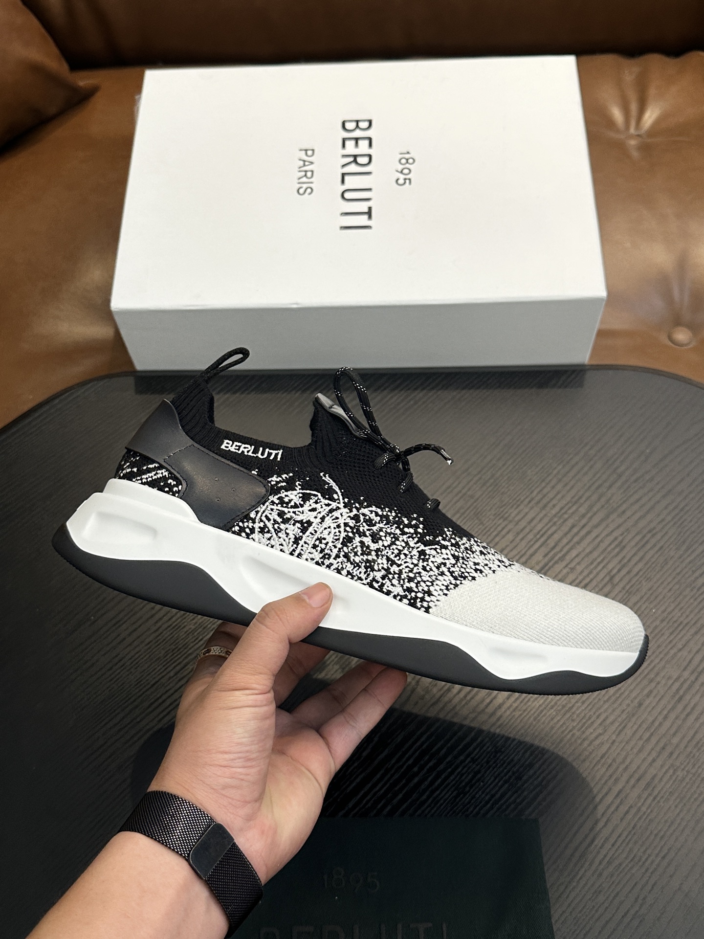 벨루티(Berluti) Shadow 니트 스니커즈 신발