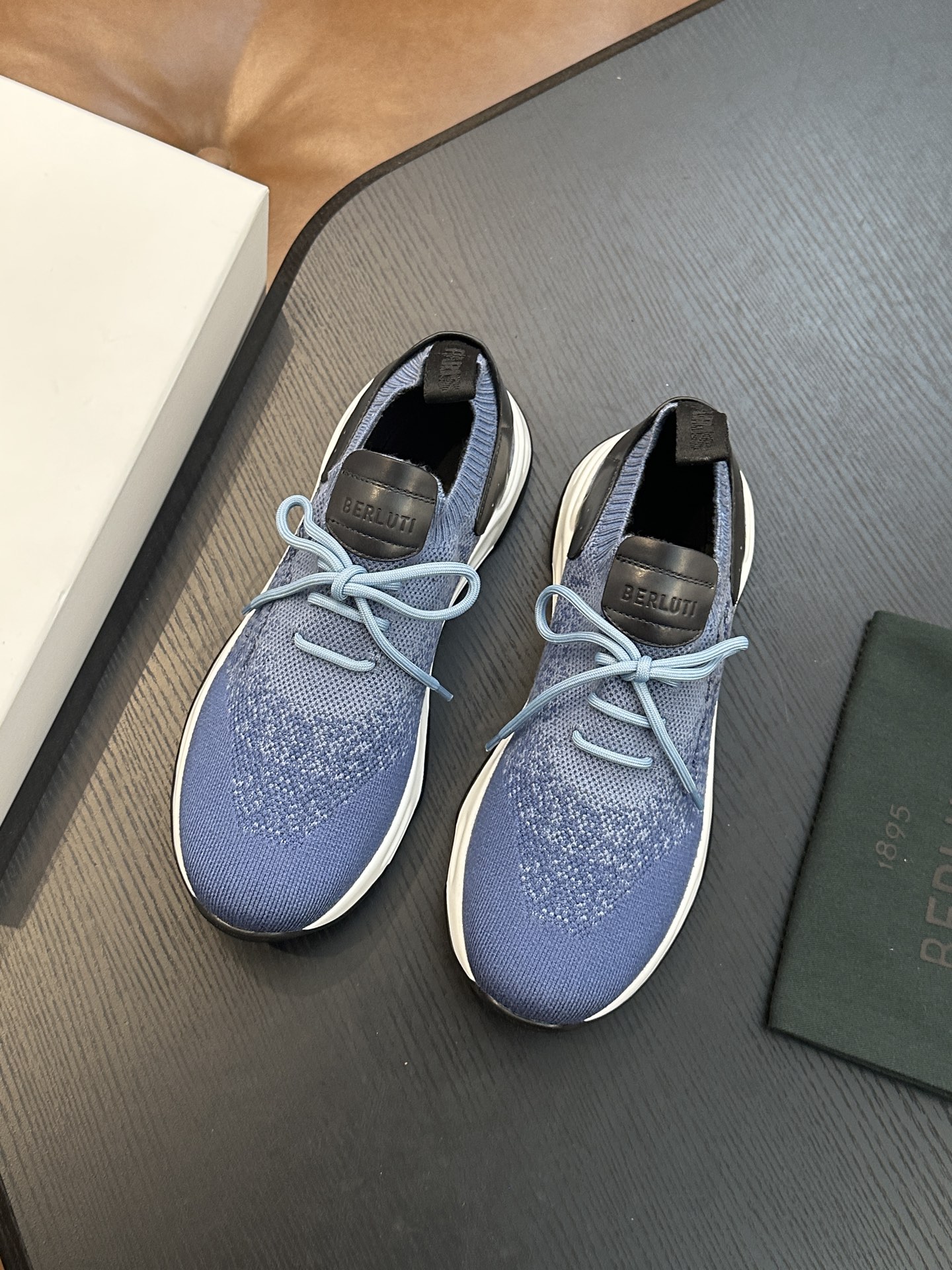 벨루티(Berluti) Shadow 니트 스니커즈 신발