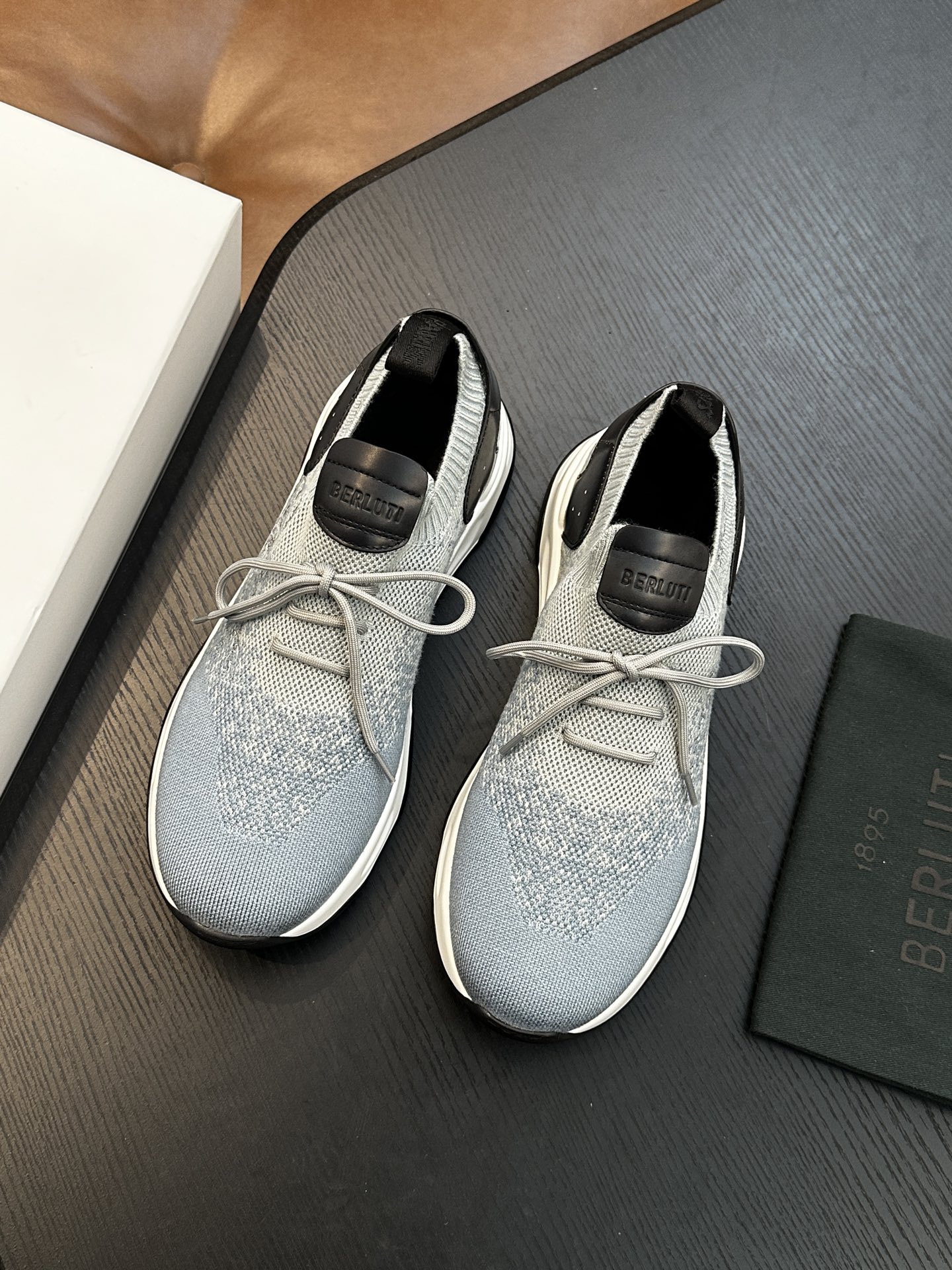 벨루티(Berluti) Shadow 니트 스니커즈 신발