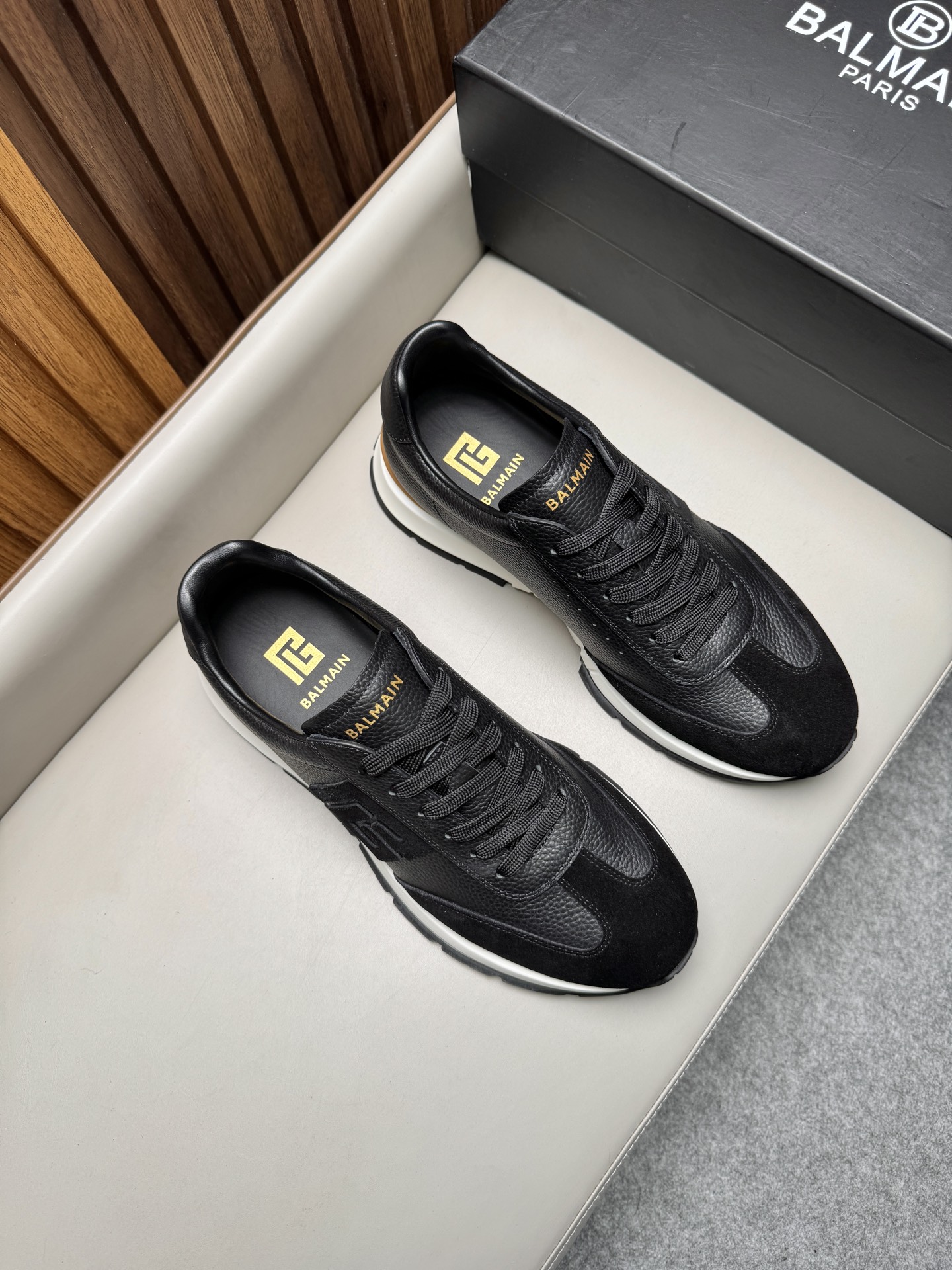 발망(Balmain) 믹스 레더 레저 스니커즈 신발