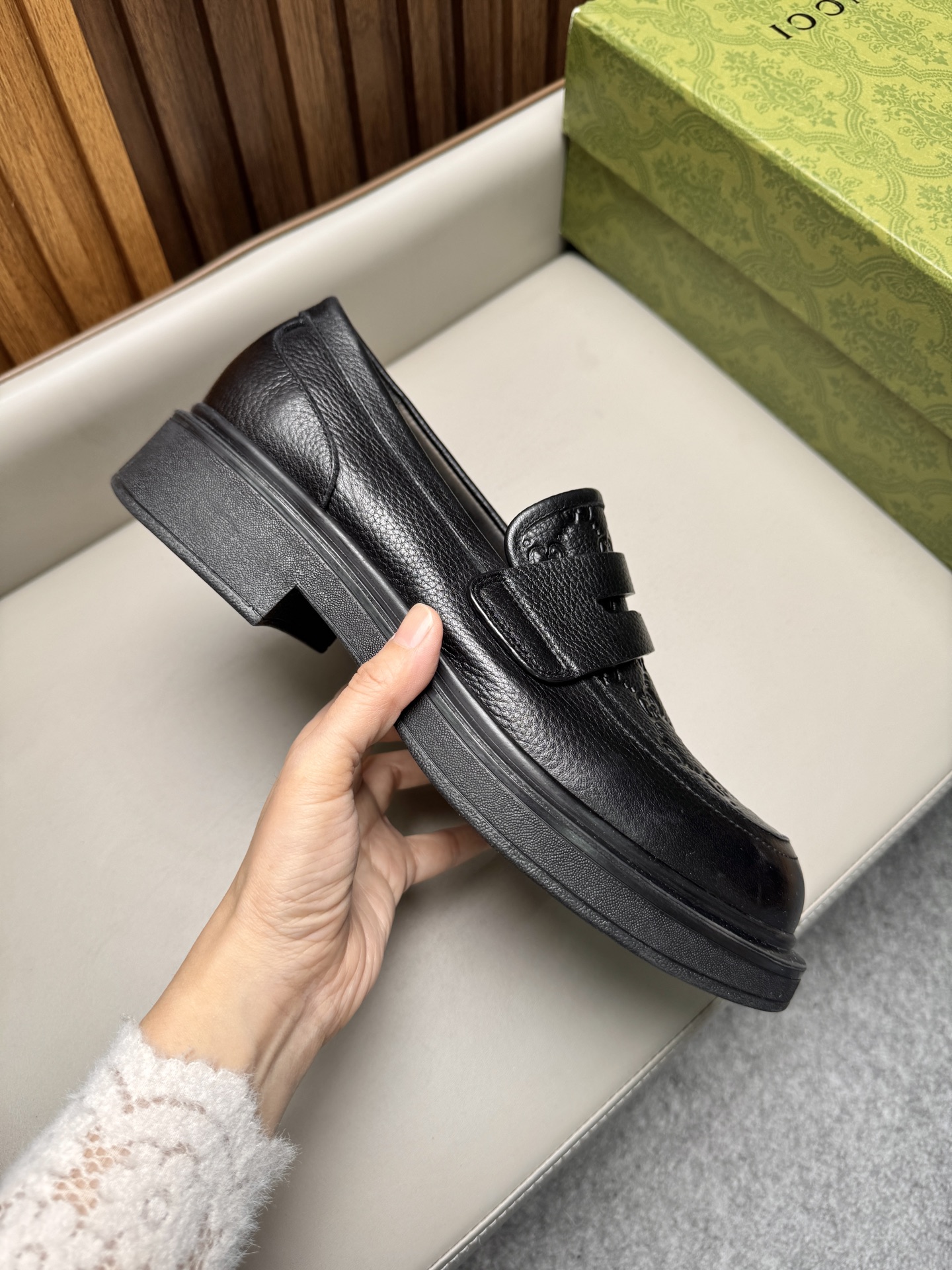 구찌(Gucci) 클래식 비즈니스 드레스 슈즈 로퍼 구두 신발