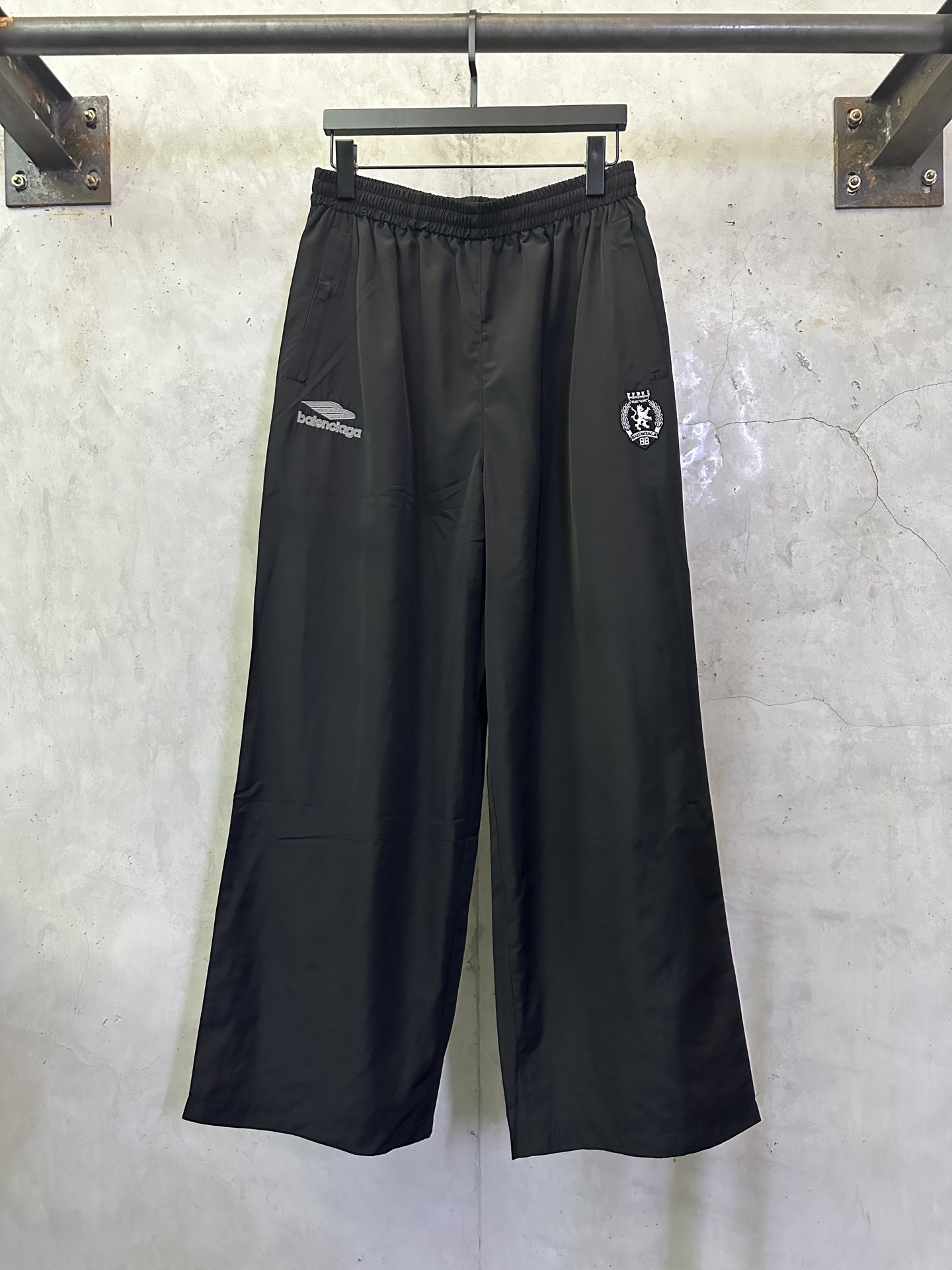 발렌시아가(Balenciaga) 풋볼 시리즈 3M 자수 나일론 트랙 팬츠 바지 의류