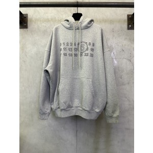 메종 마르지엘라(Maison Margiela) MM6 숫자 로고 후드티 의류