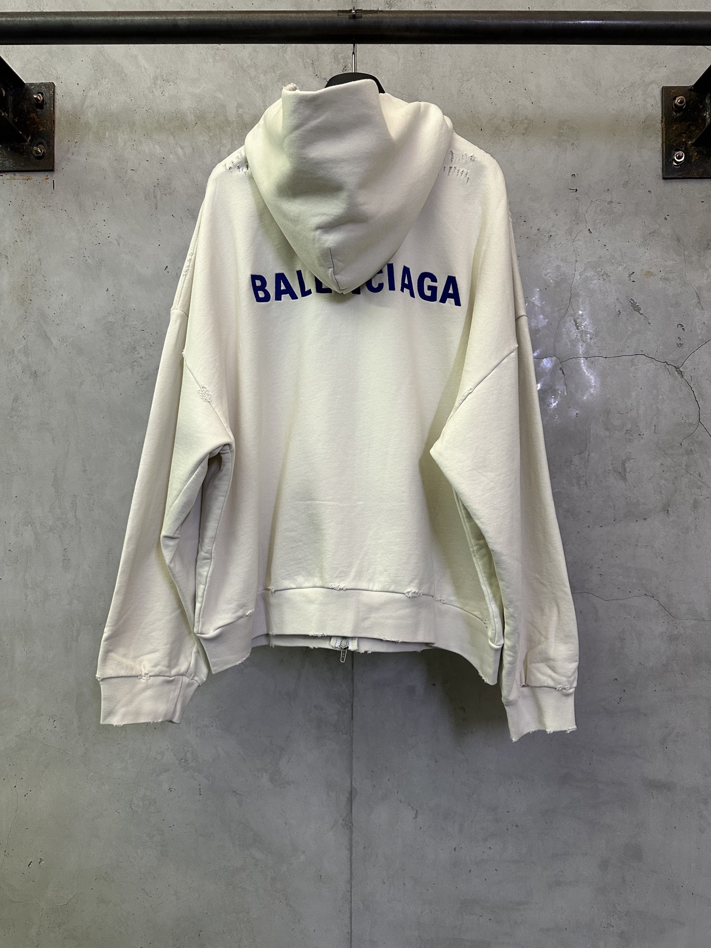 발렌시아가(Balenciaga) 자수 후드 집업 의류