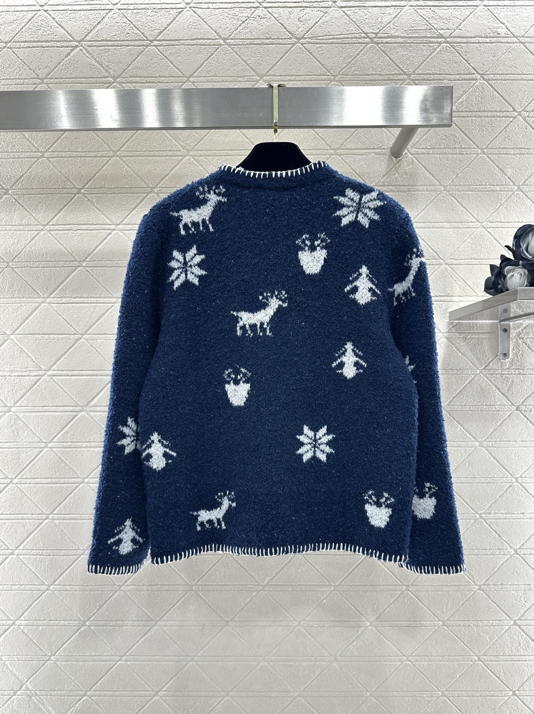 샤넬(Chanel) 자카드 로고 니트 가디건 의류