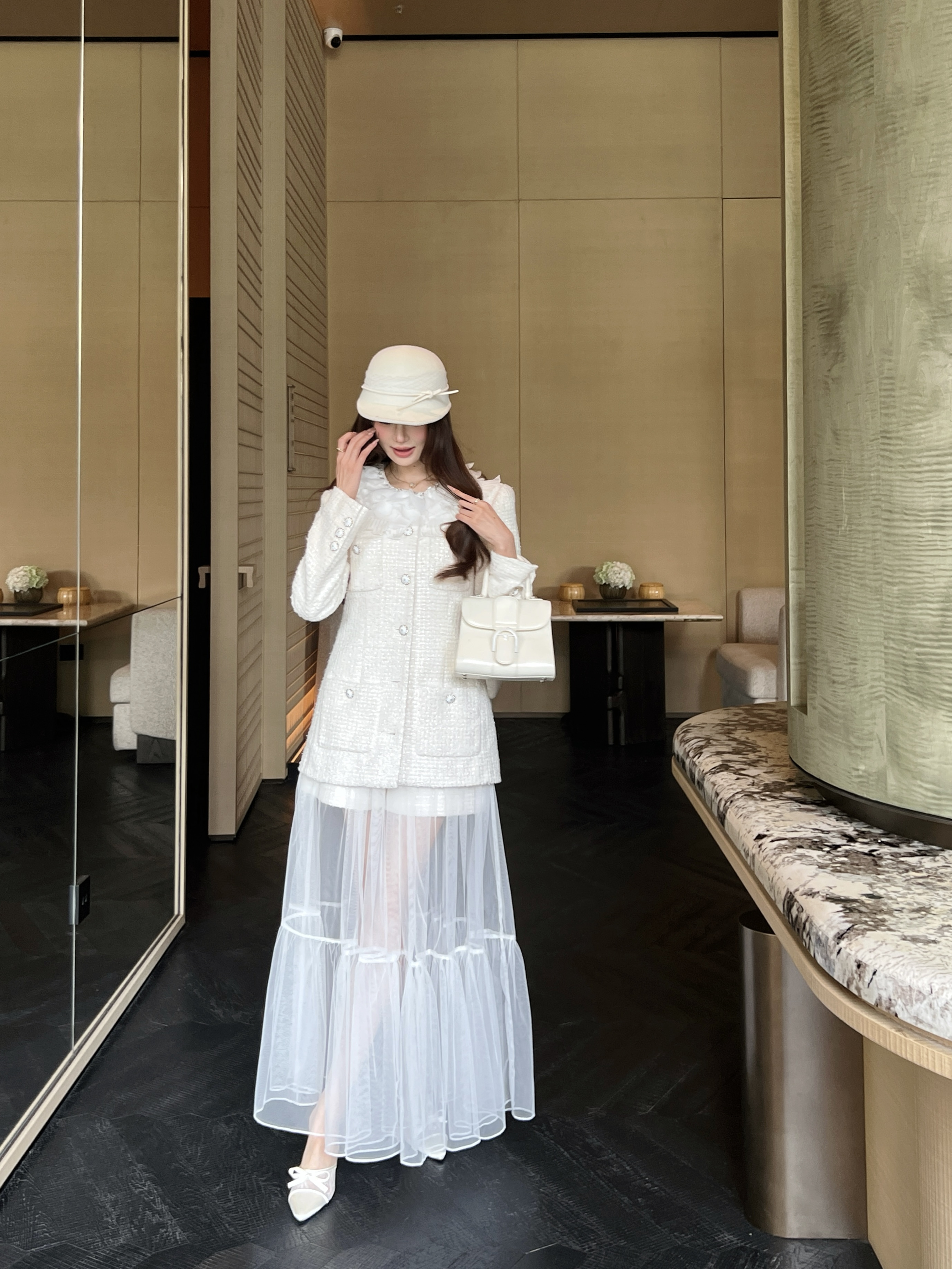 샤넬(Chanel) 트위드 쇼츠 팬츠 & 망사 롱 스커트 세트 의류