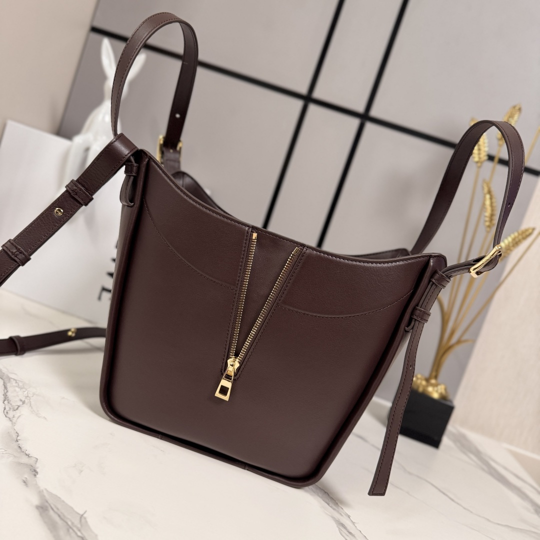 로에베(Loewe) 클래식 카프스킨 해먹 플립(Hammock Flip) 백 토트백 숄더백 가방