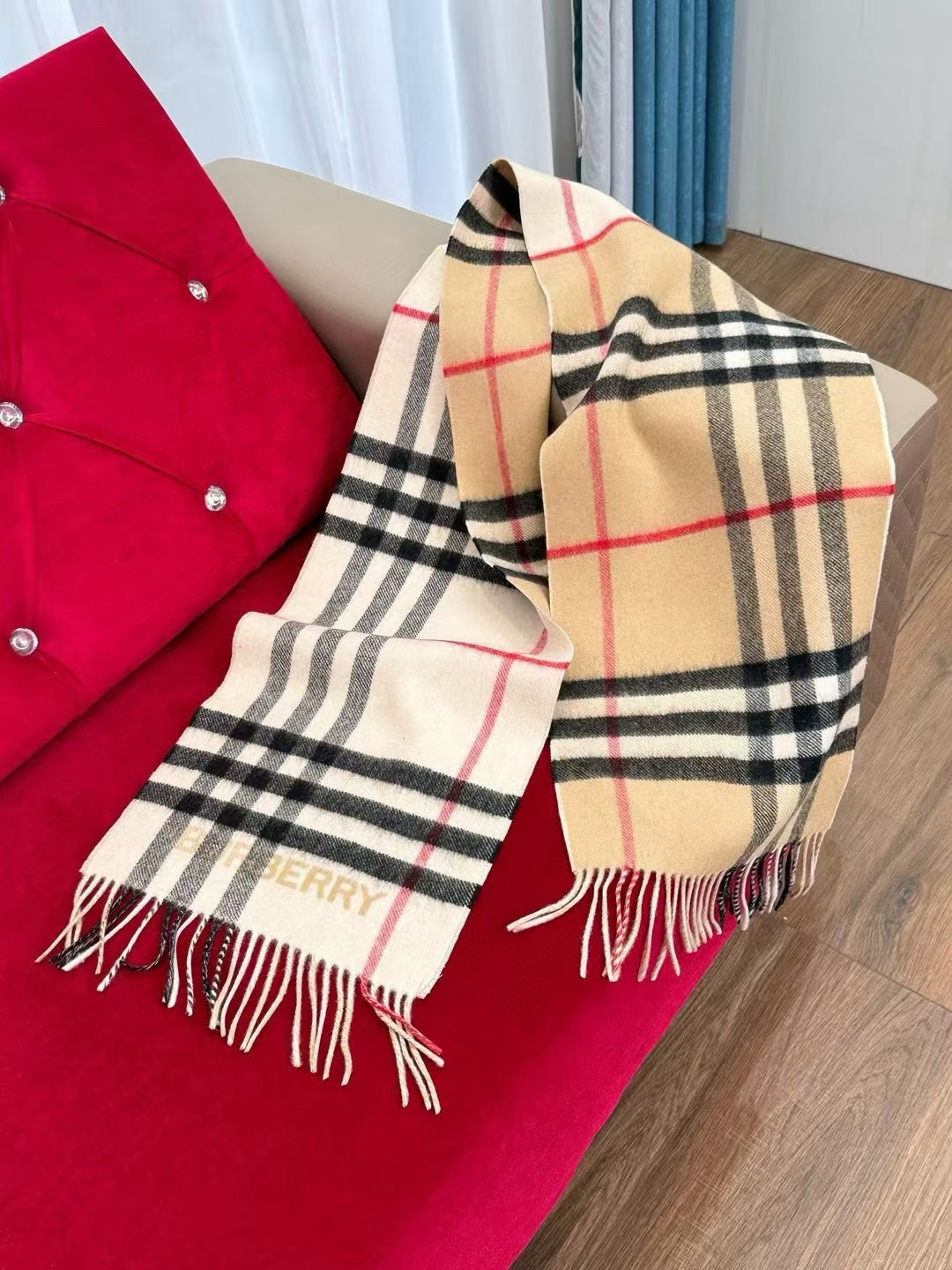 Burberry 버버리 · 컨트라스트 체크 캐시미어 머플러 목도리 스카프