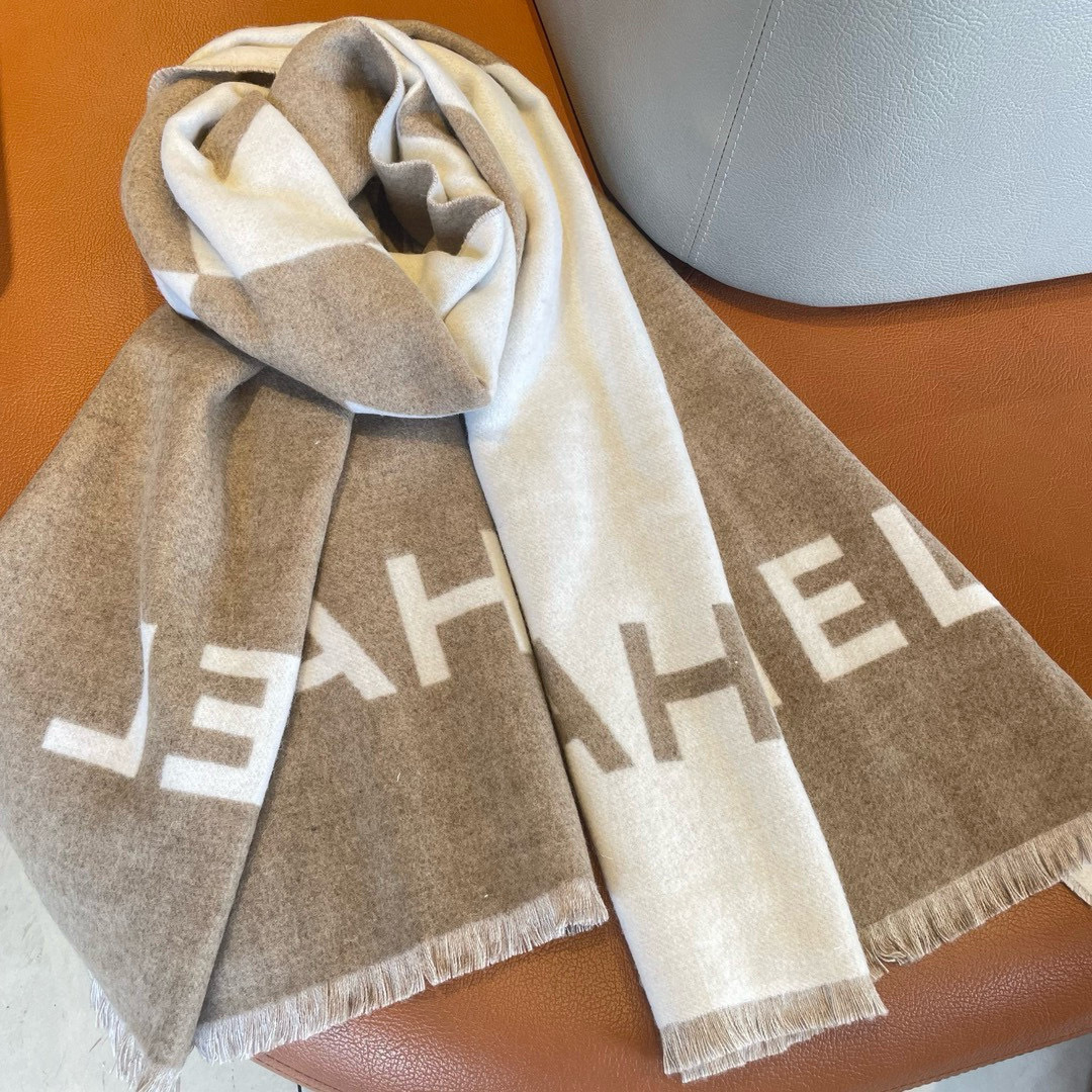Chanel 샤넬 · 시그니처 로고 워터웨이브 캐시미어 숄 머플러 목도리 스카프