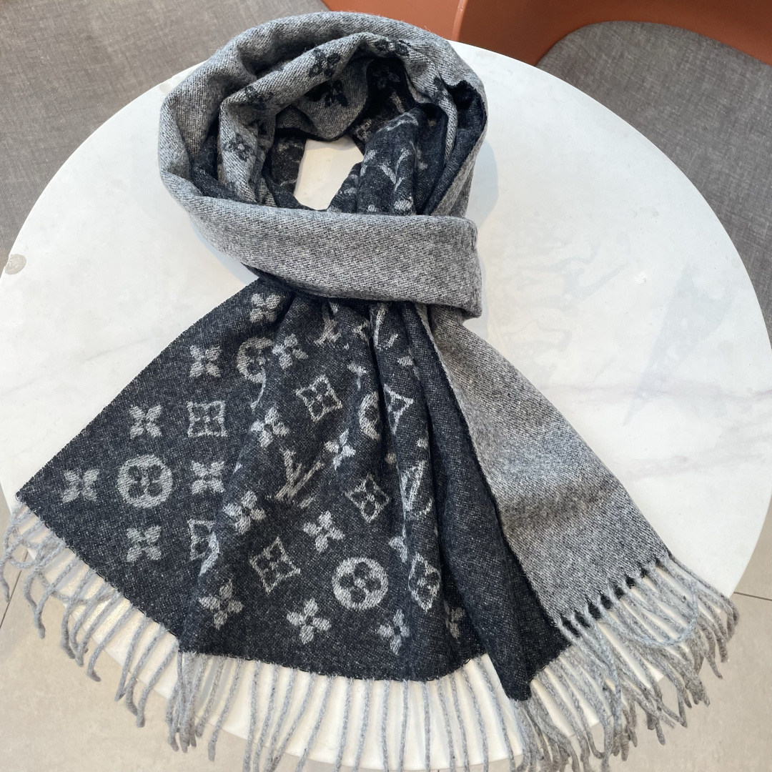 Louis Vuitton LV 루이비통 · 리버서블 그라데이션 머플러 목도리 스카프
