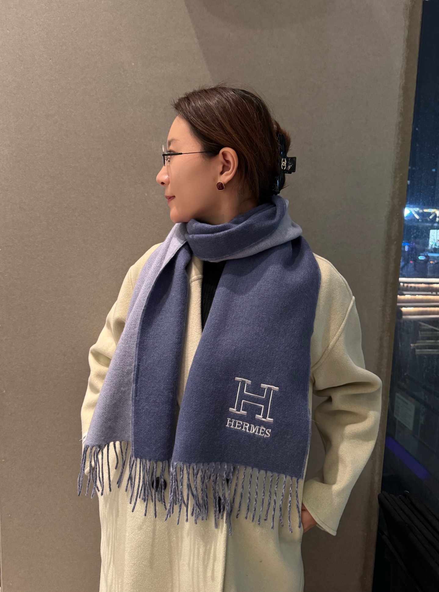 Hermes 에르메스 · 리버서블 H 엠브로이더리 머플러 목도리 스카프