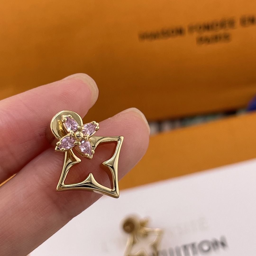 Louis Vuitton LV · 루이비통 핑크 다이아 컷아웃 귀걸이