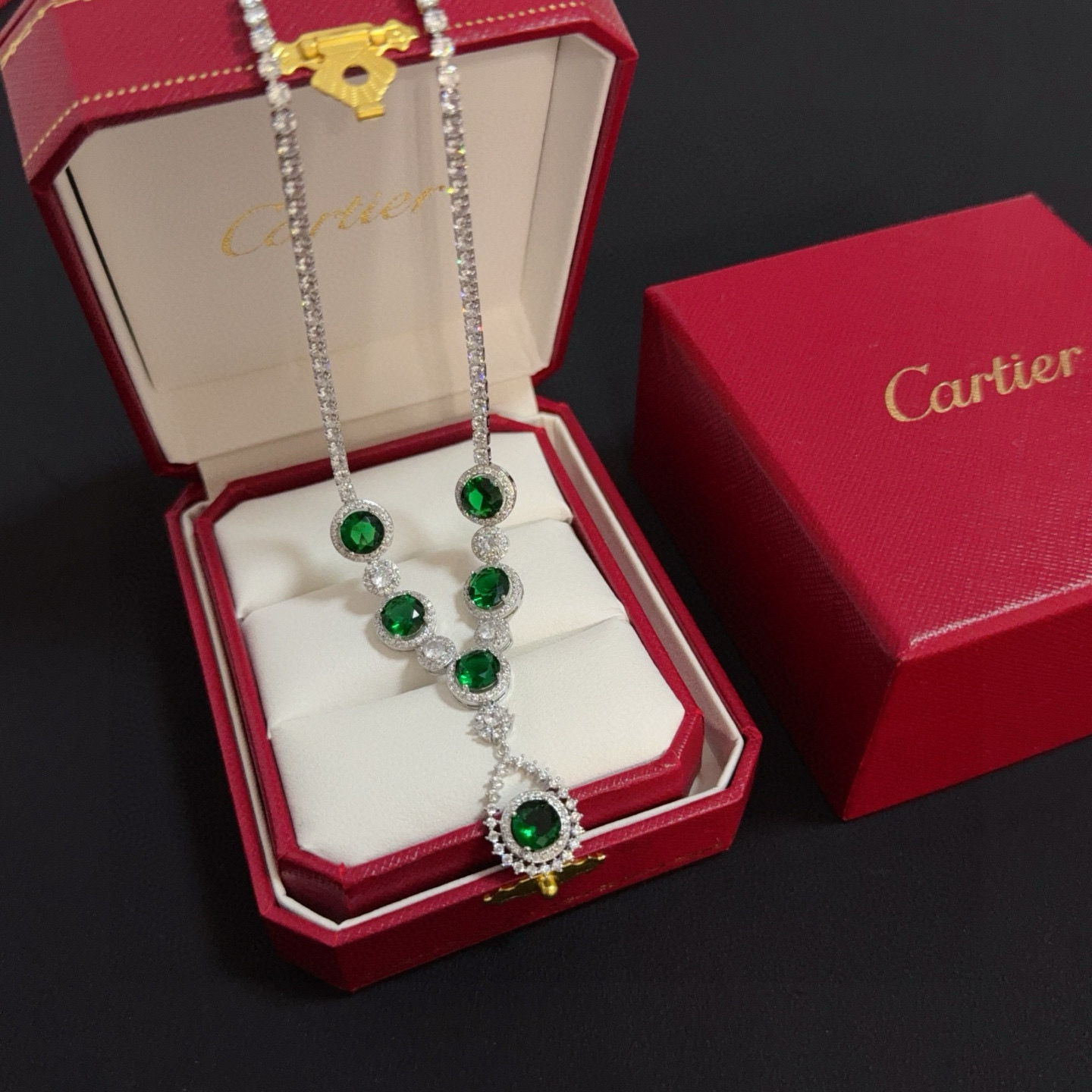 까르띠에 팬더 에메랄드 다이아 목걸이 (Panthère de Cartier Necklace) 악세사리