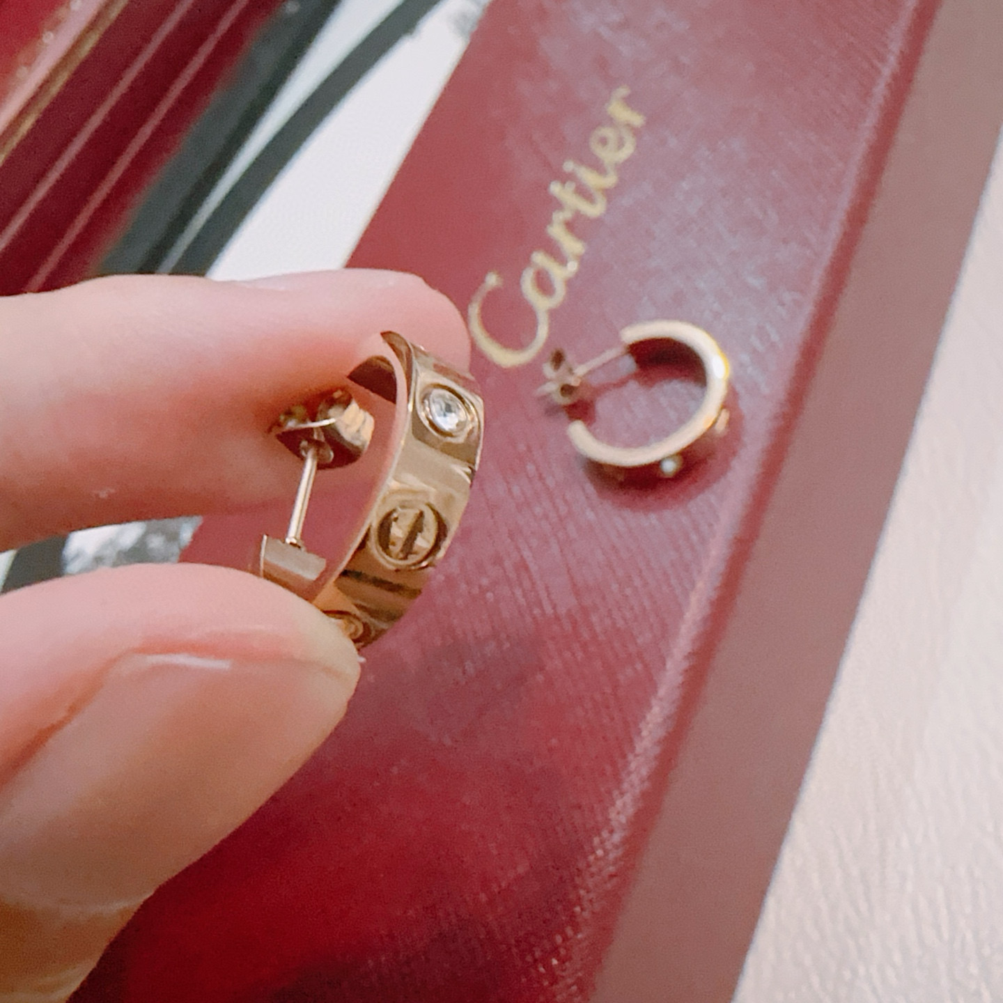 Cartier 까르띠에 · 러브 링 이어링 (Love Earrings) 귀걸이 악세사리