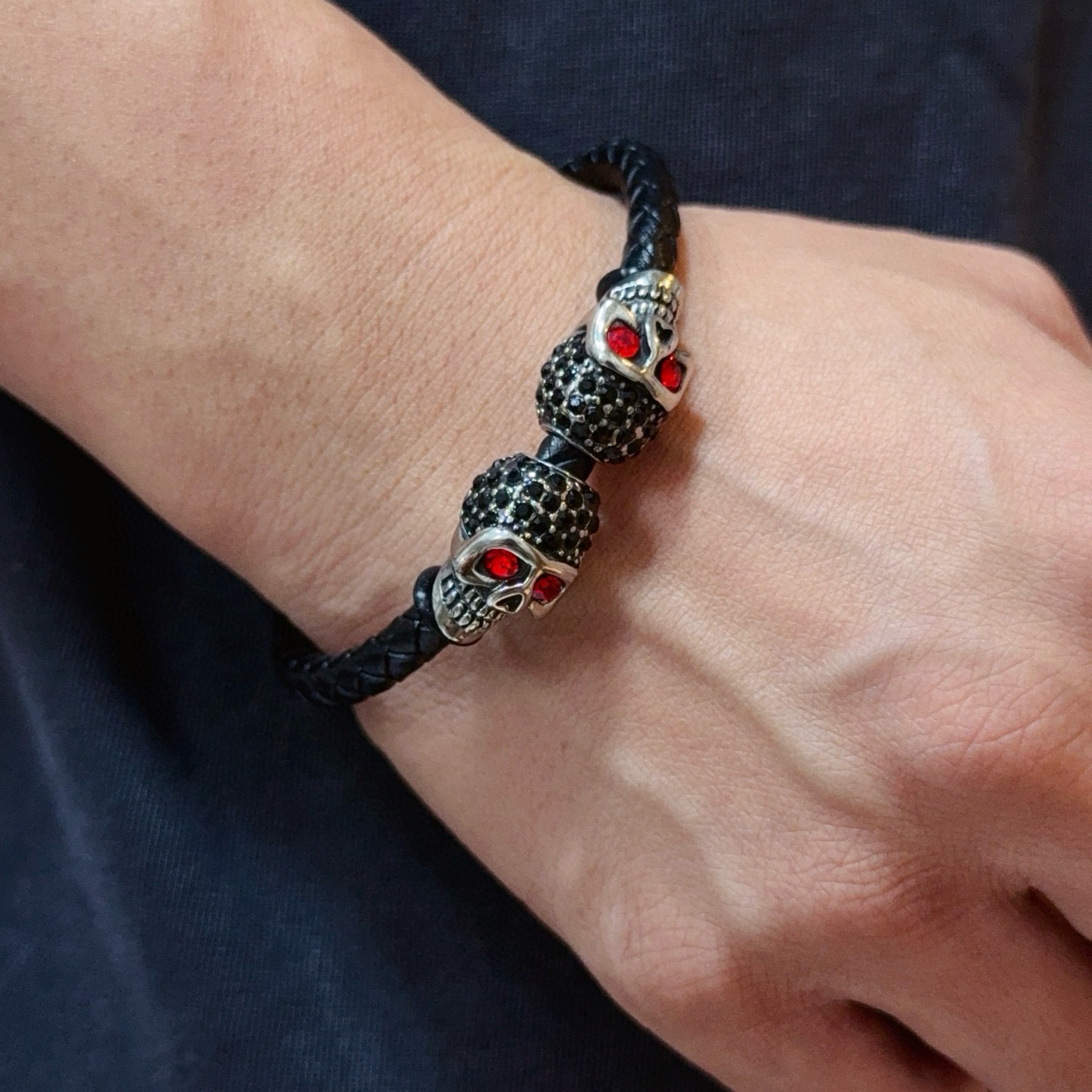 Chrome Hearts CH 크롬하츠 · 가죽 코드 팔찌(Leather Cord Bracelet) 악세사리