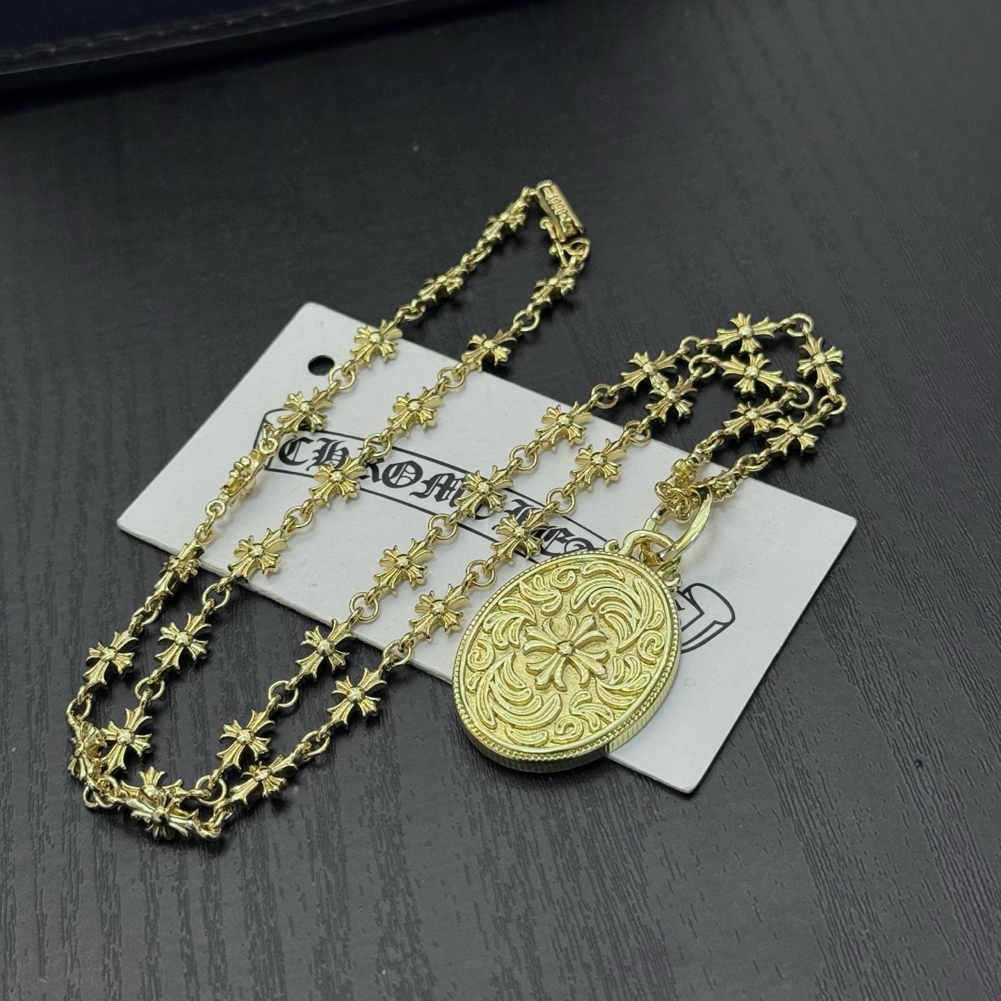 크롬하츠(Chrome Hearts) 클래식 오벌 십자가 목걸이 악세사리