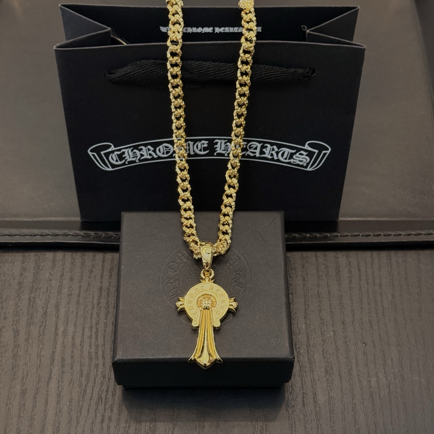 크롬하츠(Chrome Hearts) 골드 트위스트 & 호스슈 크로스 목걸이 악세사리