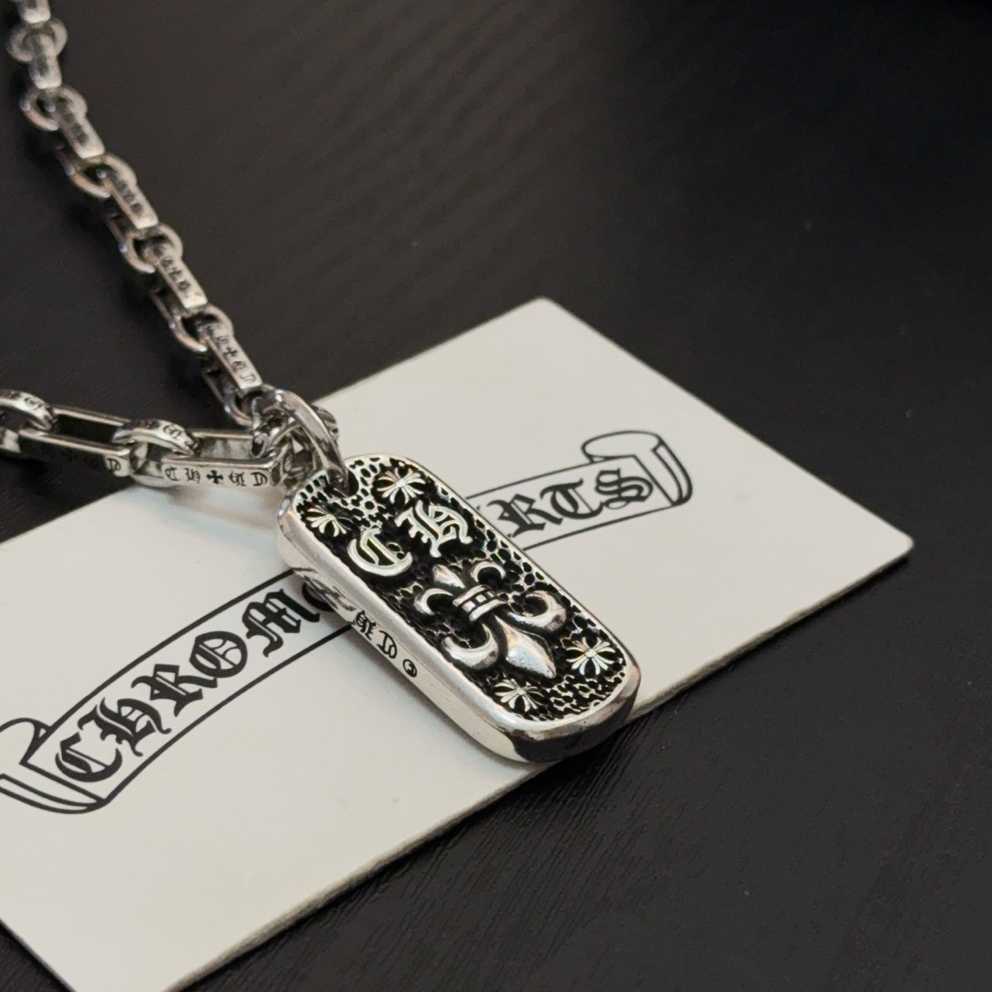 크롬하츠(Chrome Hearts) 사각 플레이트 & 군화 목걸이 악세사리