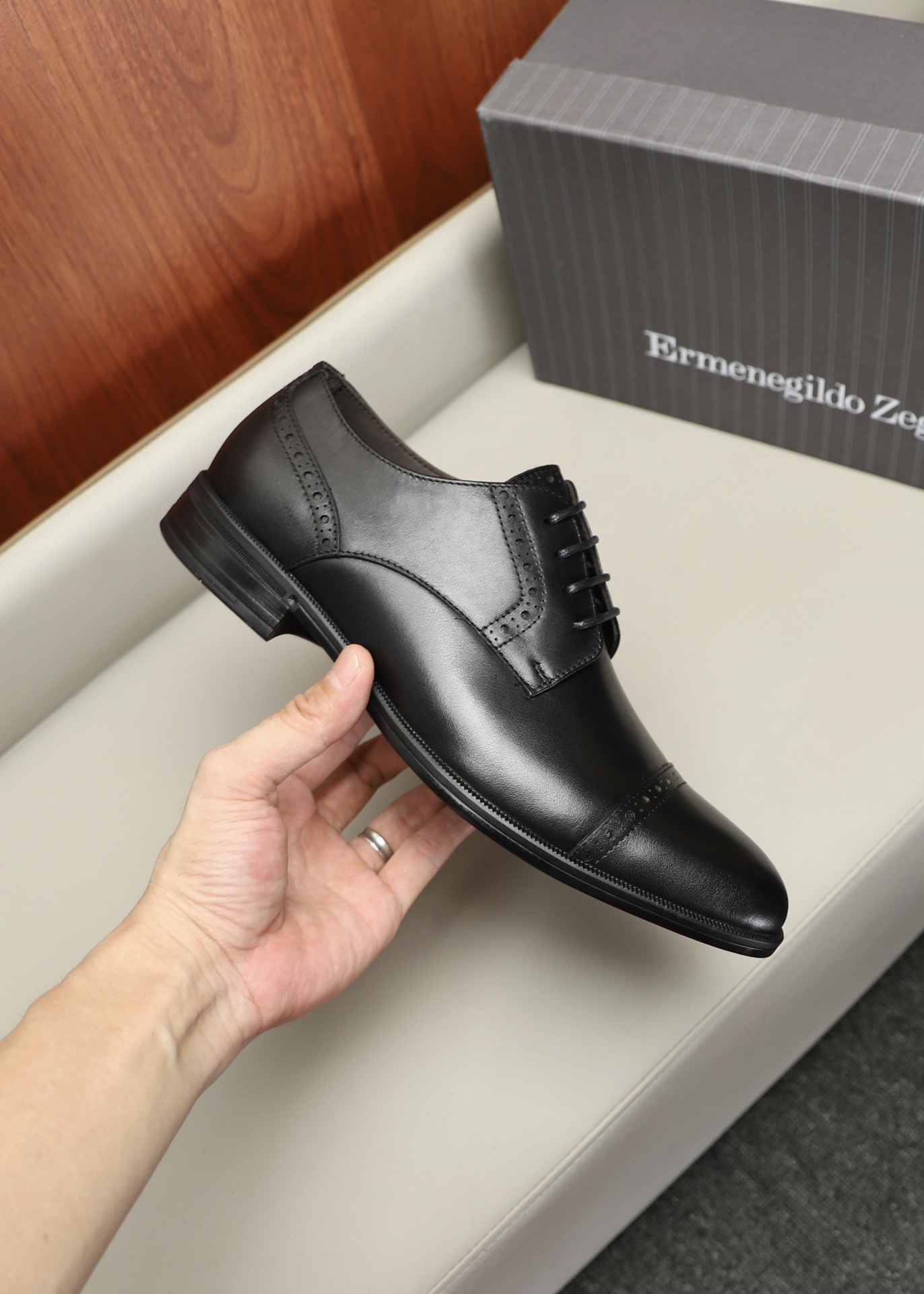 제냐(Zegna) 레이스업 클래식 드레스 슈즈 구두 신발