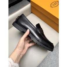토즈(Tods) 뉴 시즌 키높이 경량 소프트 로퍼 구두 신발