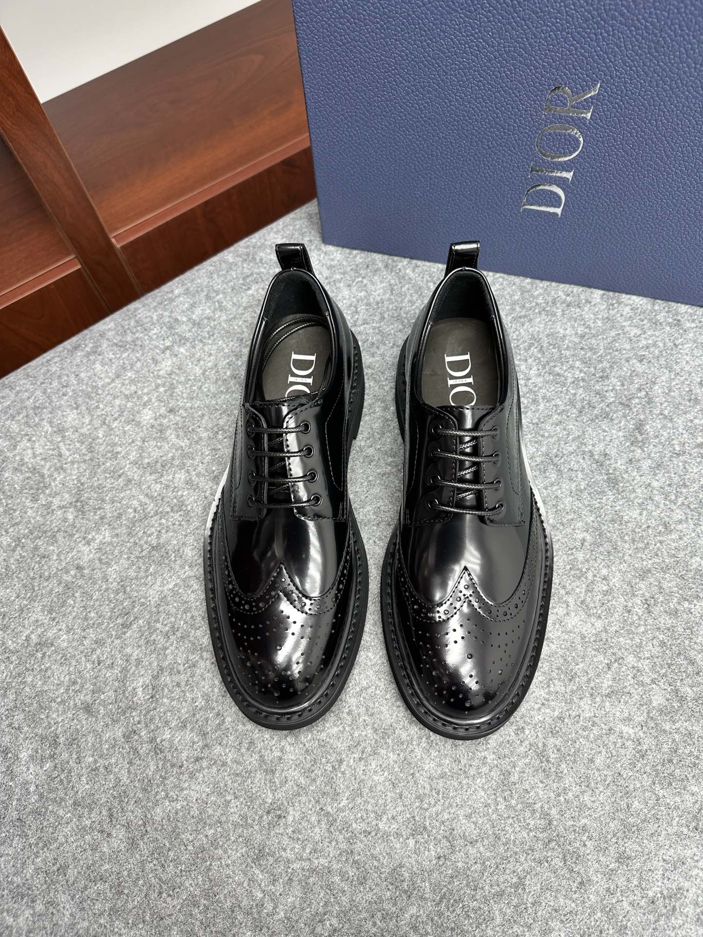 디올(Dior) 익스플로러 남성 슈즈 구두 신발