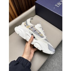 디올(Dior) 레트로 런닝 스니커즈 신발