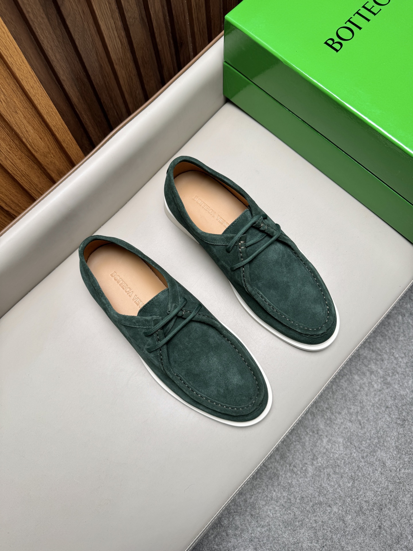 보테가 베네타(Bottega Veneta) 남성 캐주얼 슈즈 로퍼 구두 신발