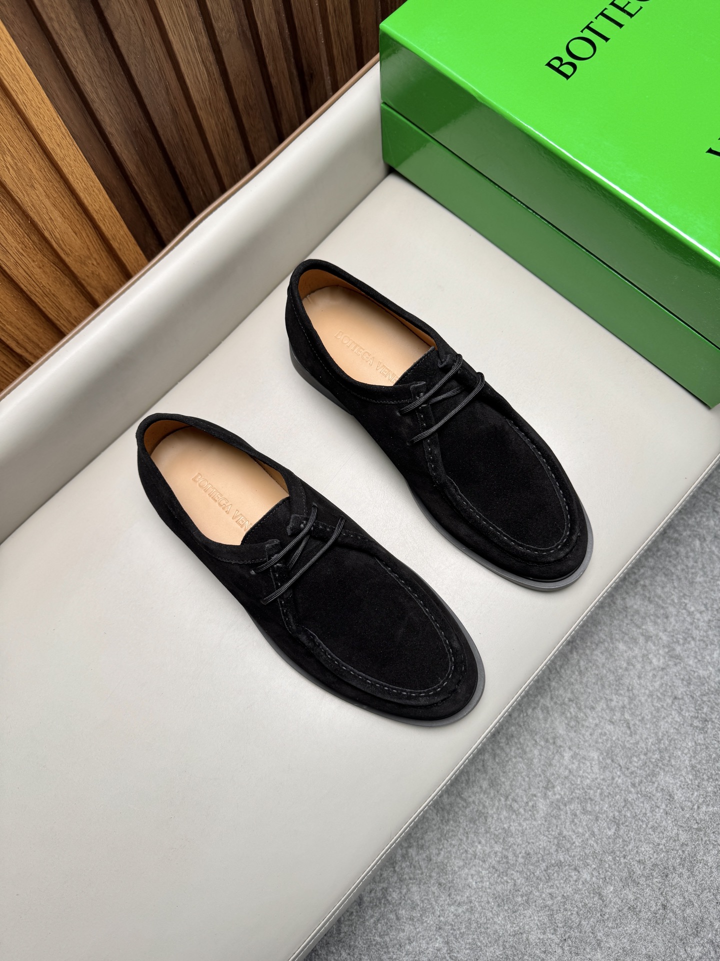 보테가 베네타(Bottega Veneta) 남성 캐주얼 슈즈 로퍼 구두 신발