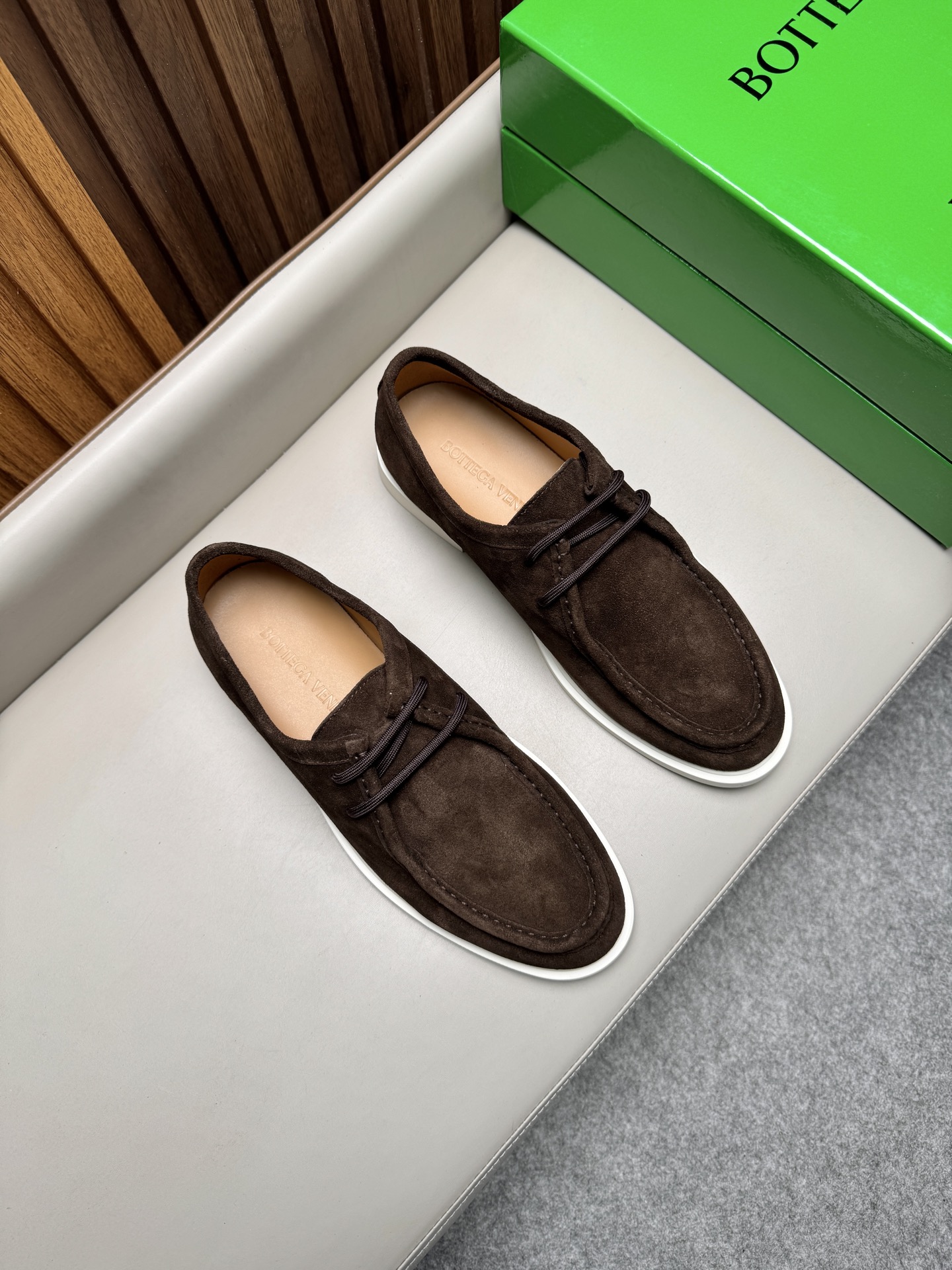 보테가 베네타(Bottega Veneta) 남성 캐주얼 슈즈 로퍼 구두 신발