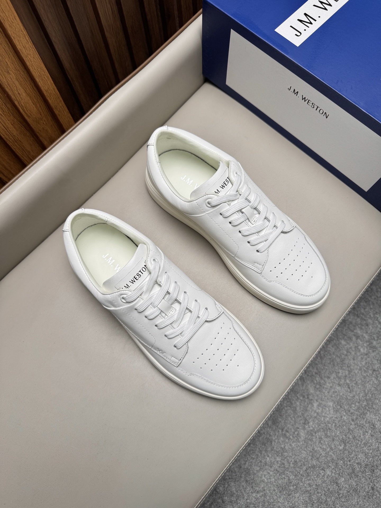 제이엠웨스통(J.M. WESTON) 클래식 러닝 스니커즈 신발