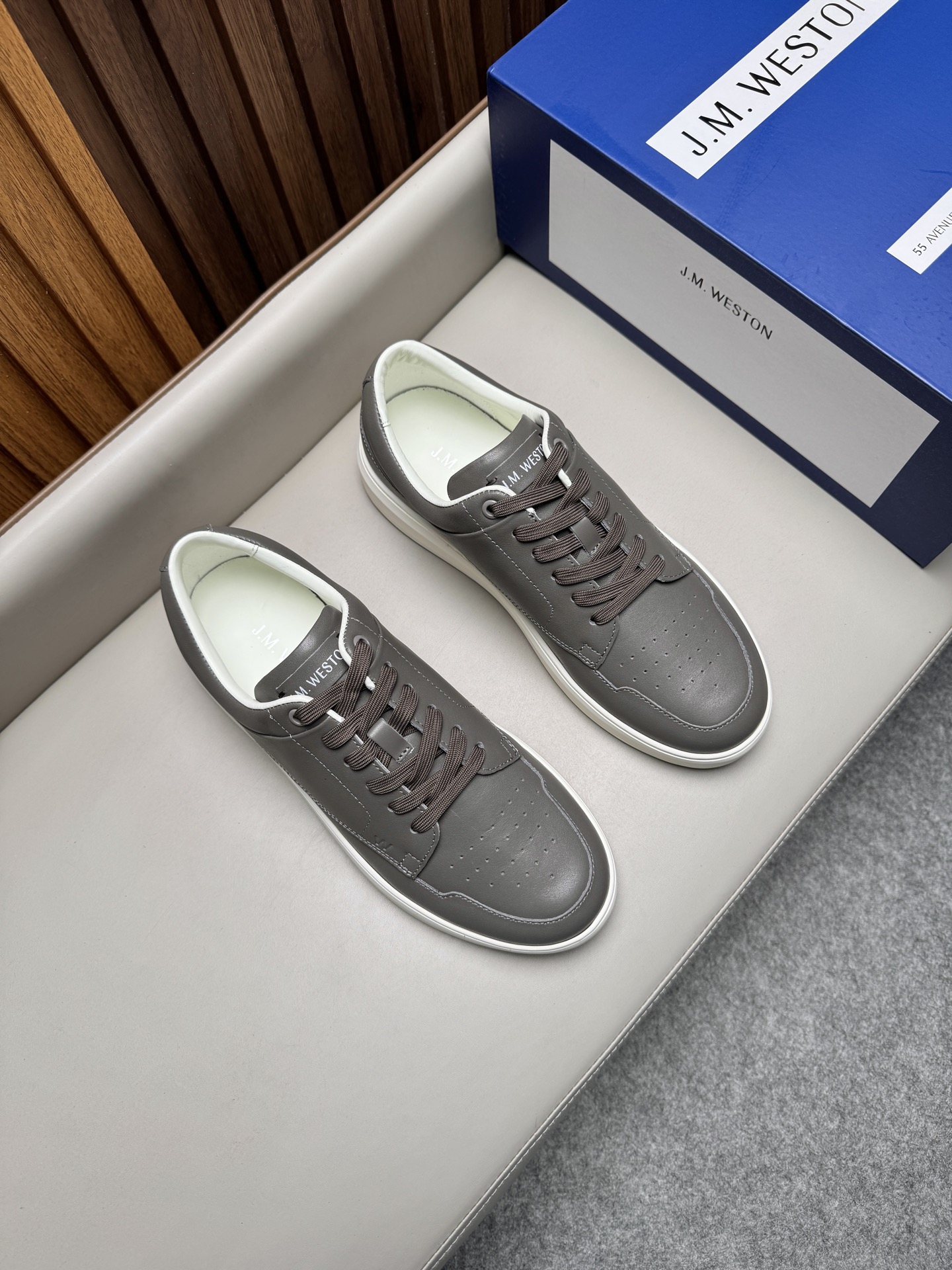 제이엠웨스통(J.M. WESTON) 클래식 러닝 스니커즈 신발