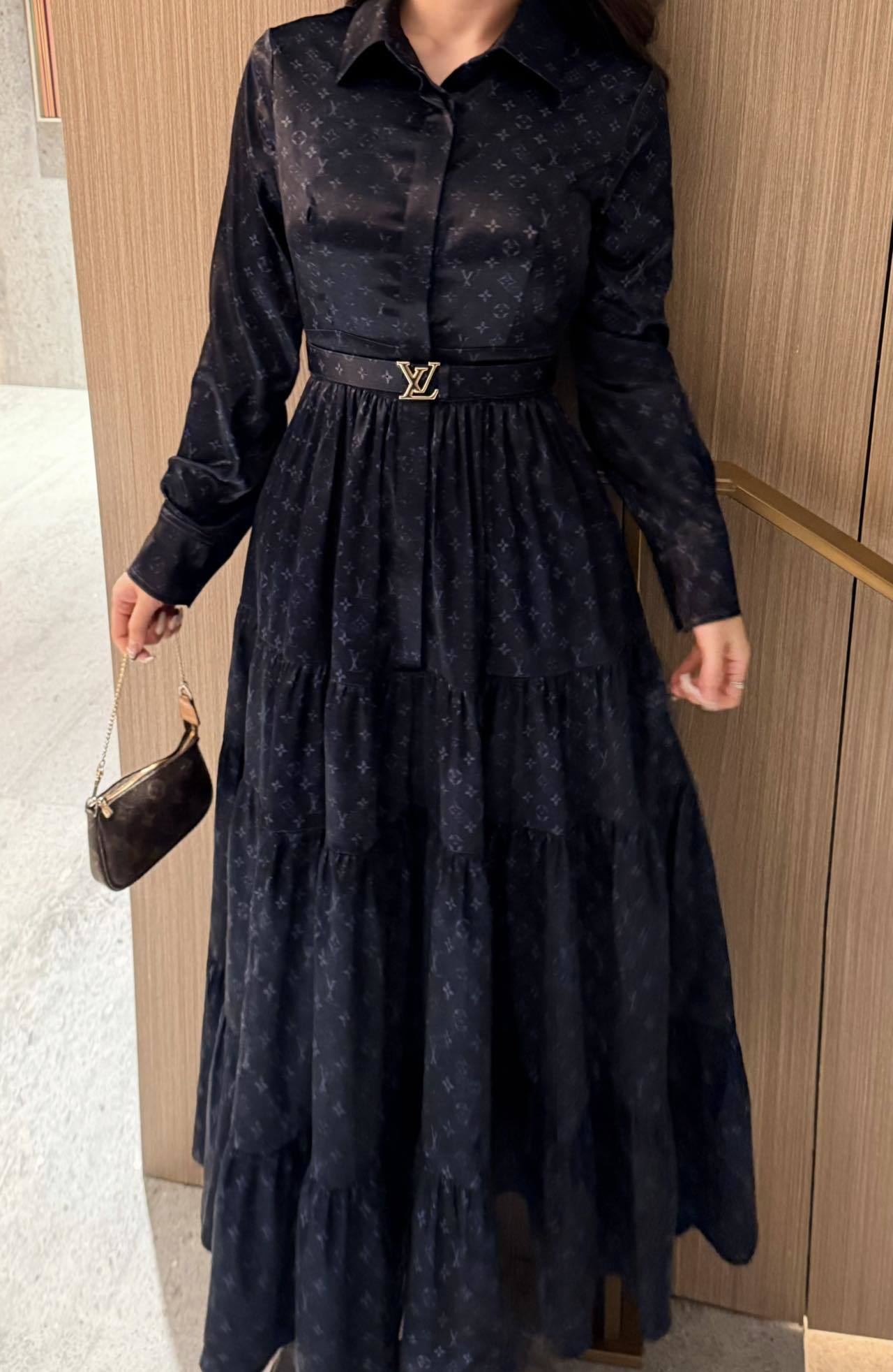 LV 루이비통 클래식 하이엔드 롱 코트 / 원피스 (High-End Long Silhouette) 의류